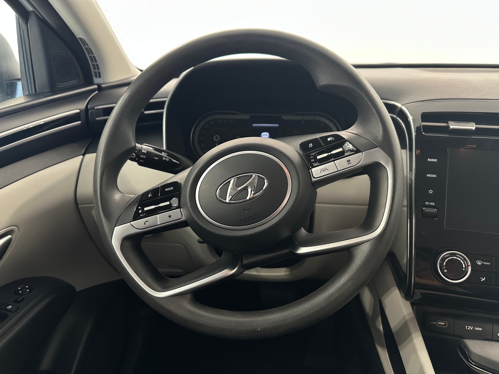Thumbnail: 2023 Hyundai Tucson - 5