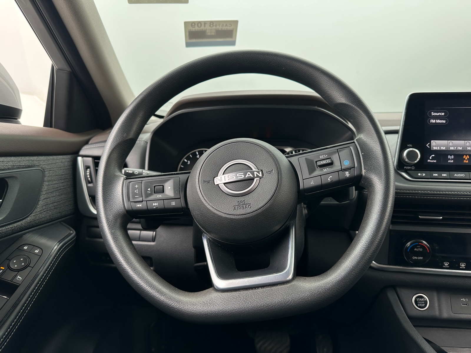 Thumbnail: 2023 Nissan Rogue - 5