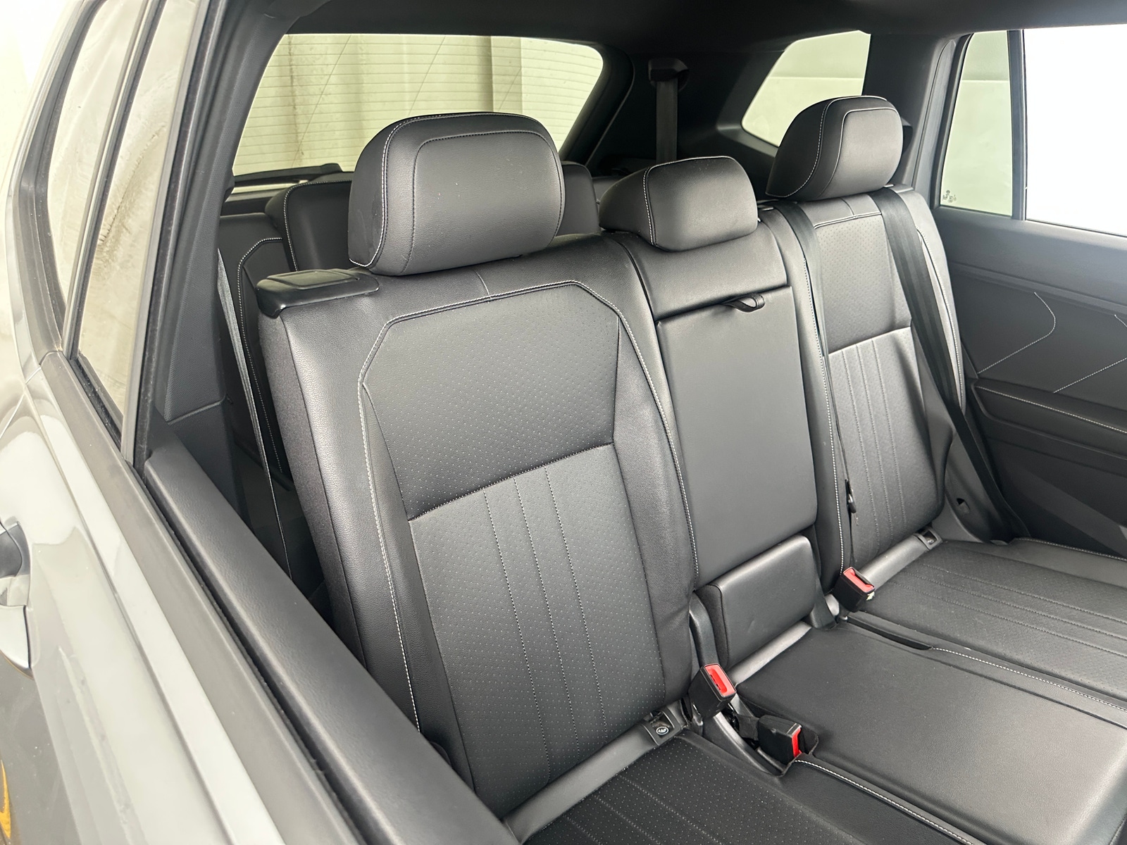 Thumbnail: 2024 Volkswagen Tiguan - 5