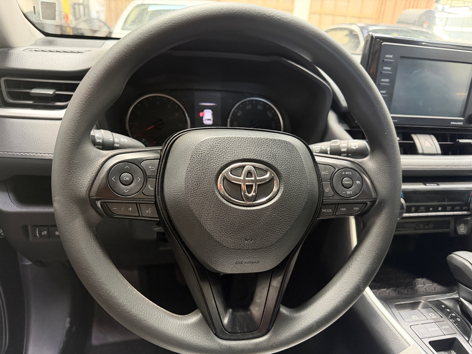 Thumbnail: 2021 Toyota RAV4 - 5
