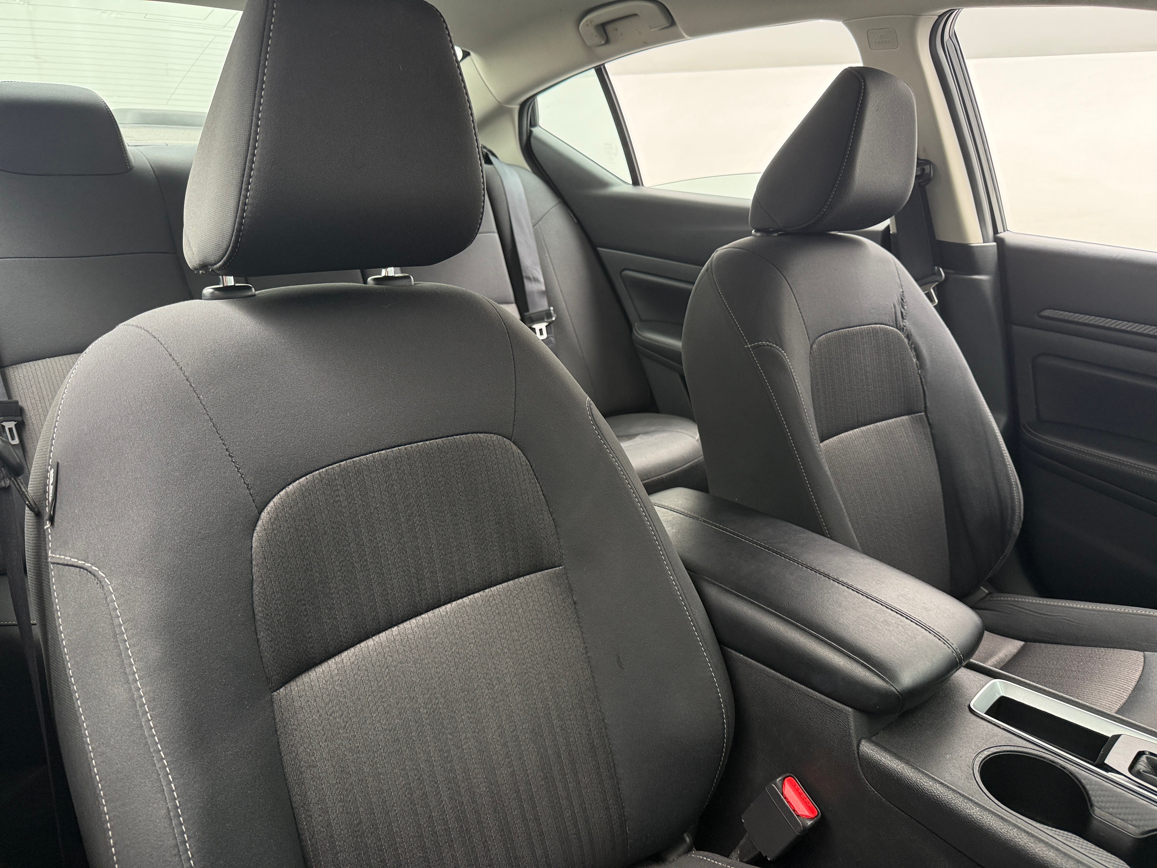 2025 Nissan Altima SV - Photo 9