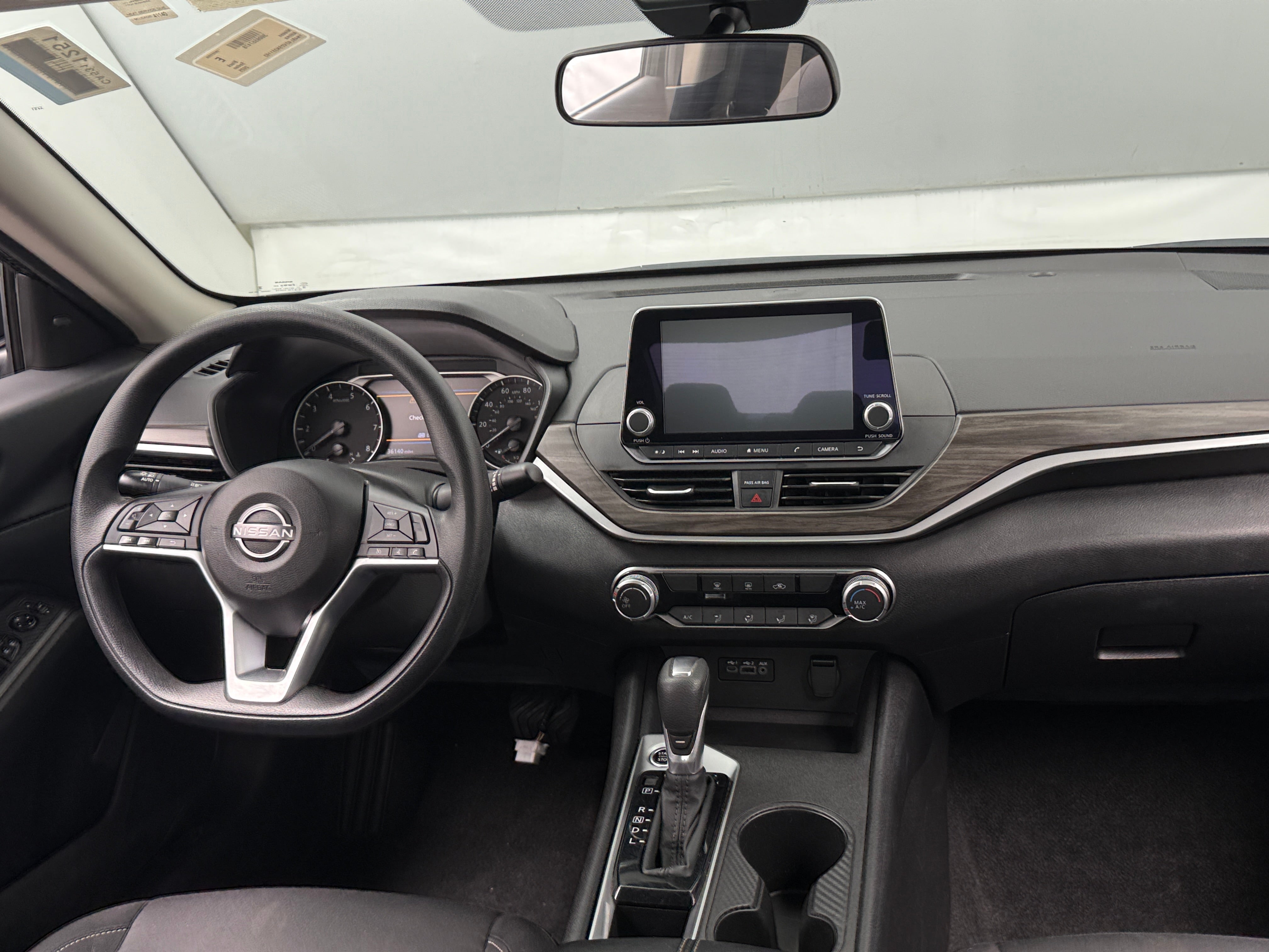 2025 Nissan Altima SV - Photo 4