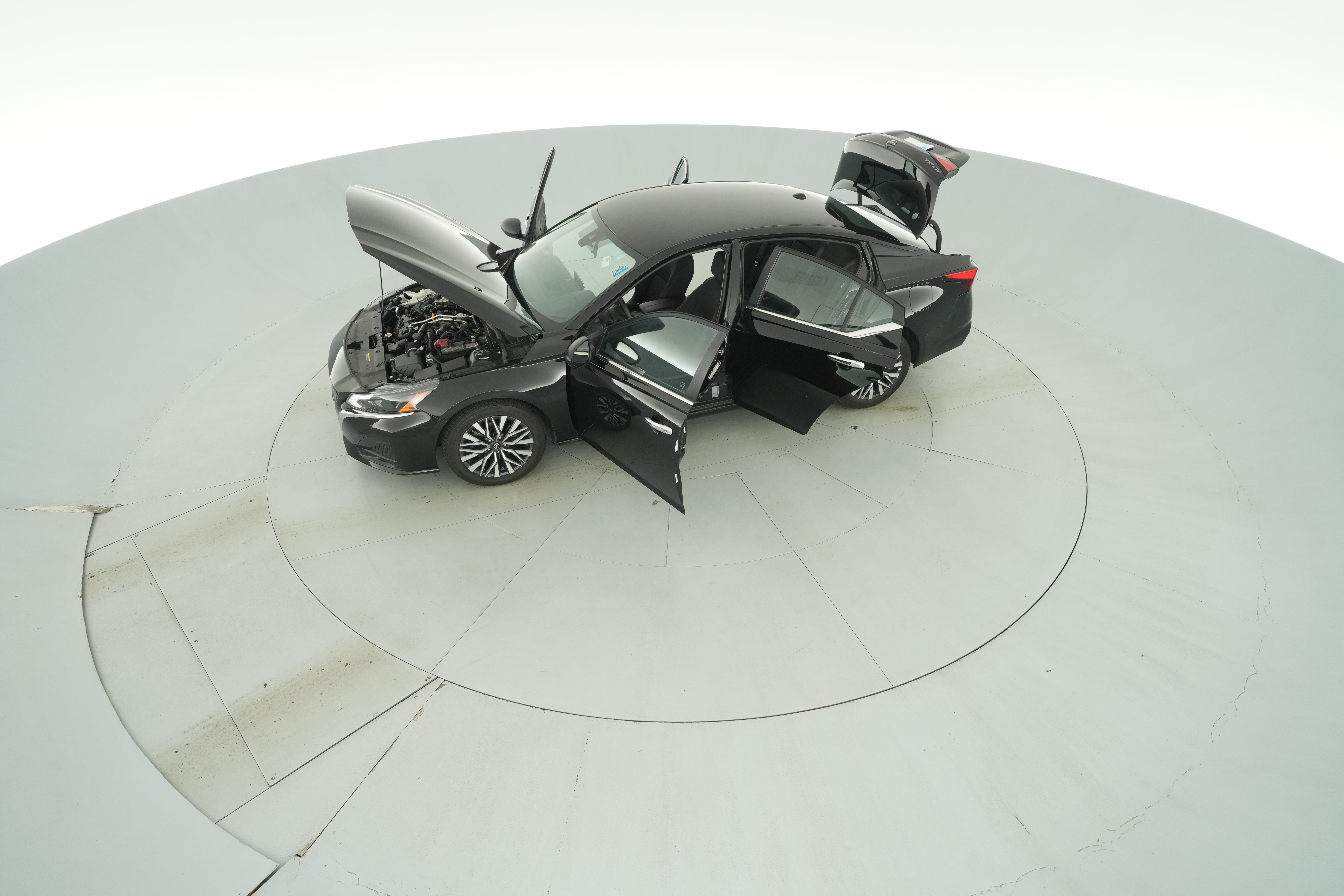 2025 Nissan Altima SV - Photo 42