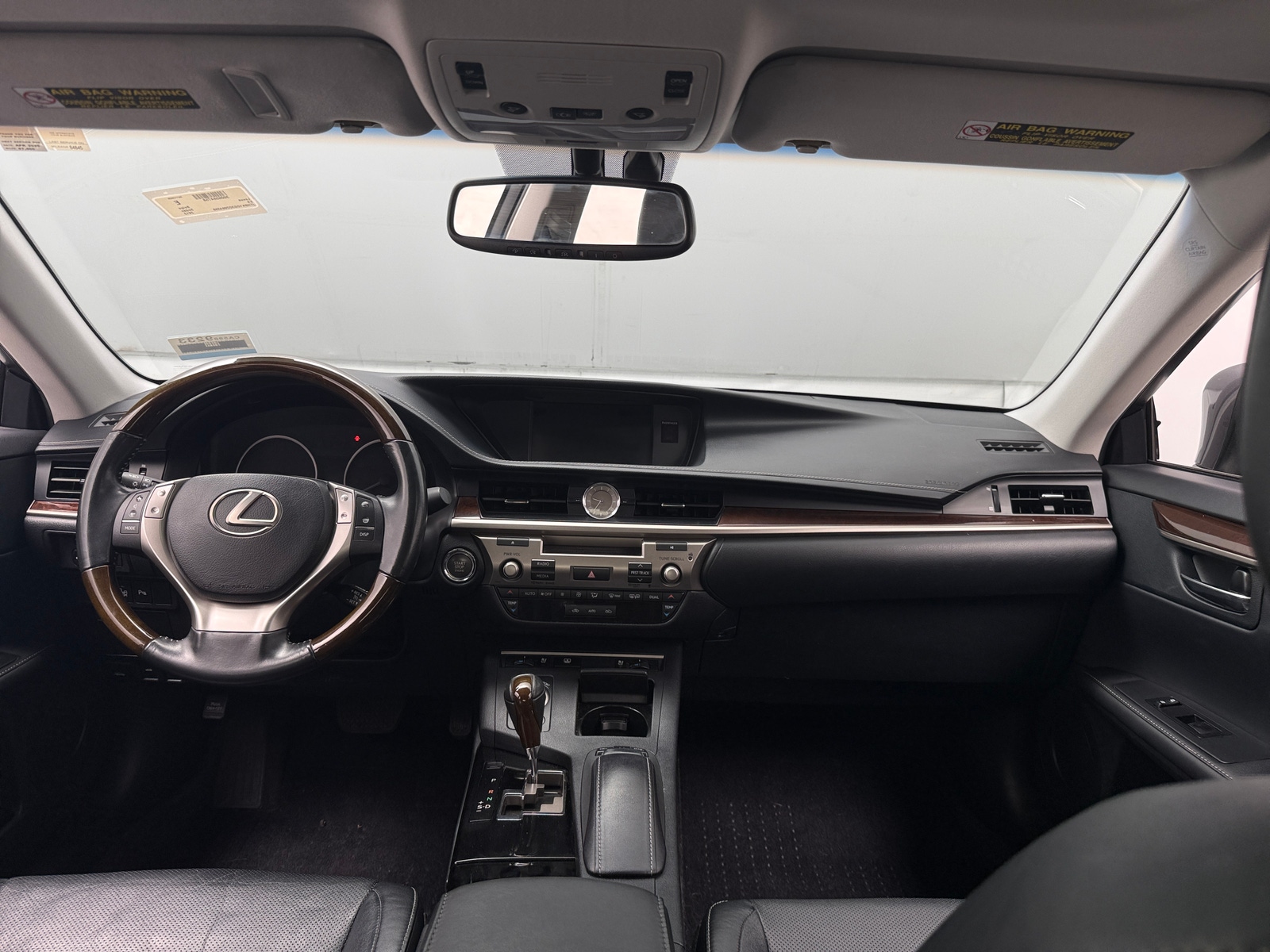 Thumbnail: 2013 Lexus ES - 3
