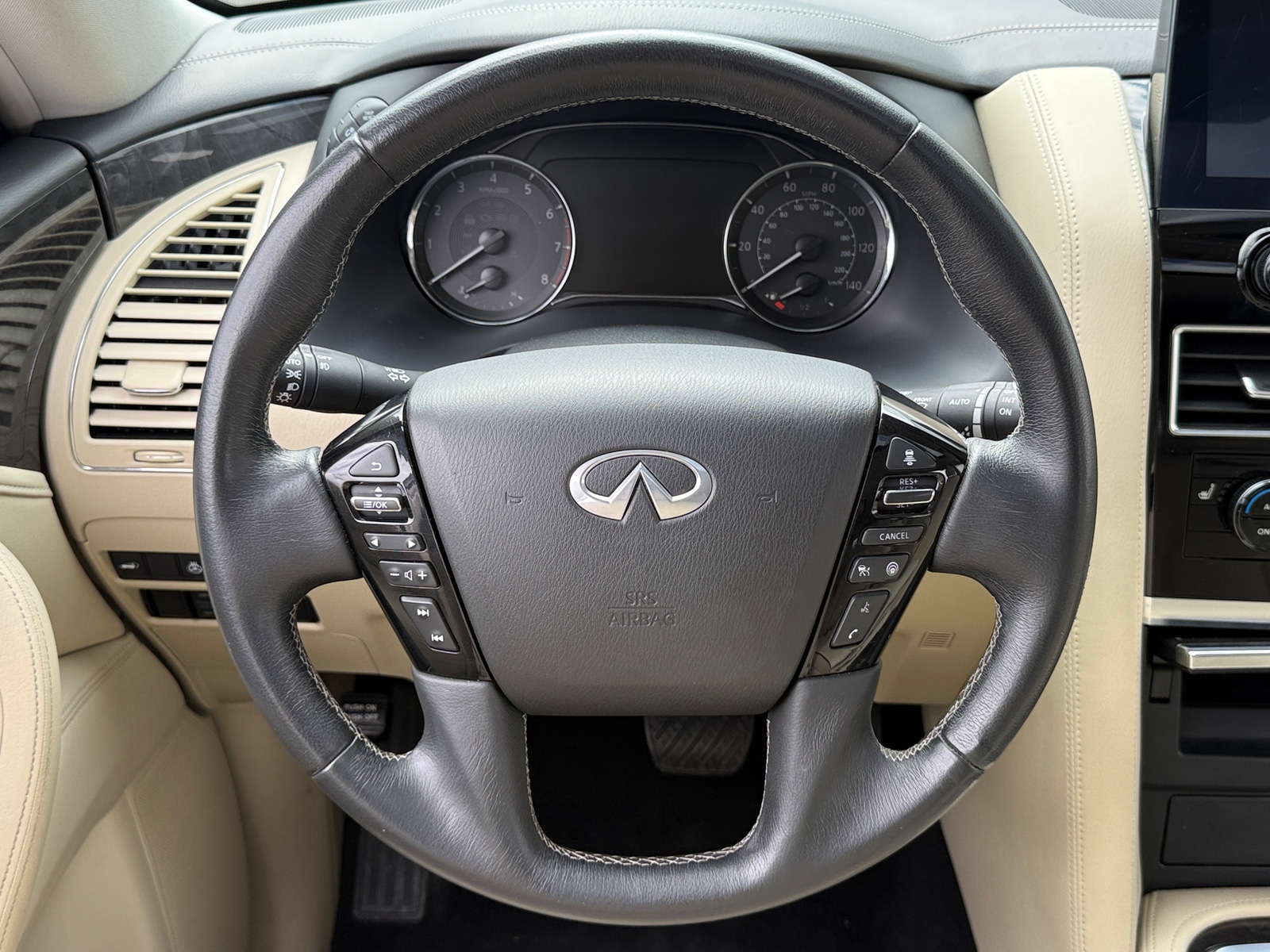 Thumbnail: 2023 INFINITI QX80 - 4