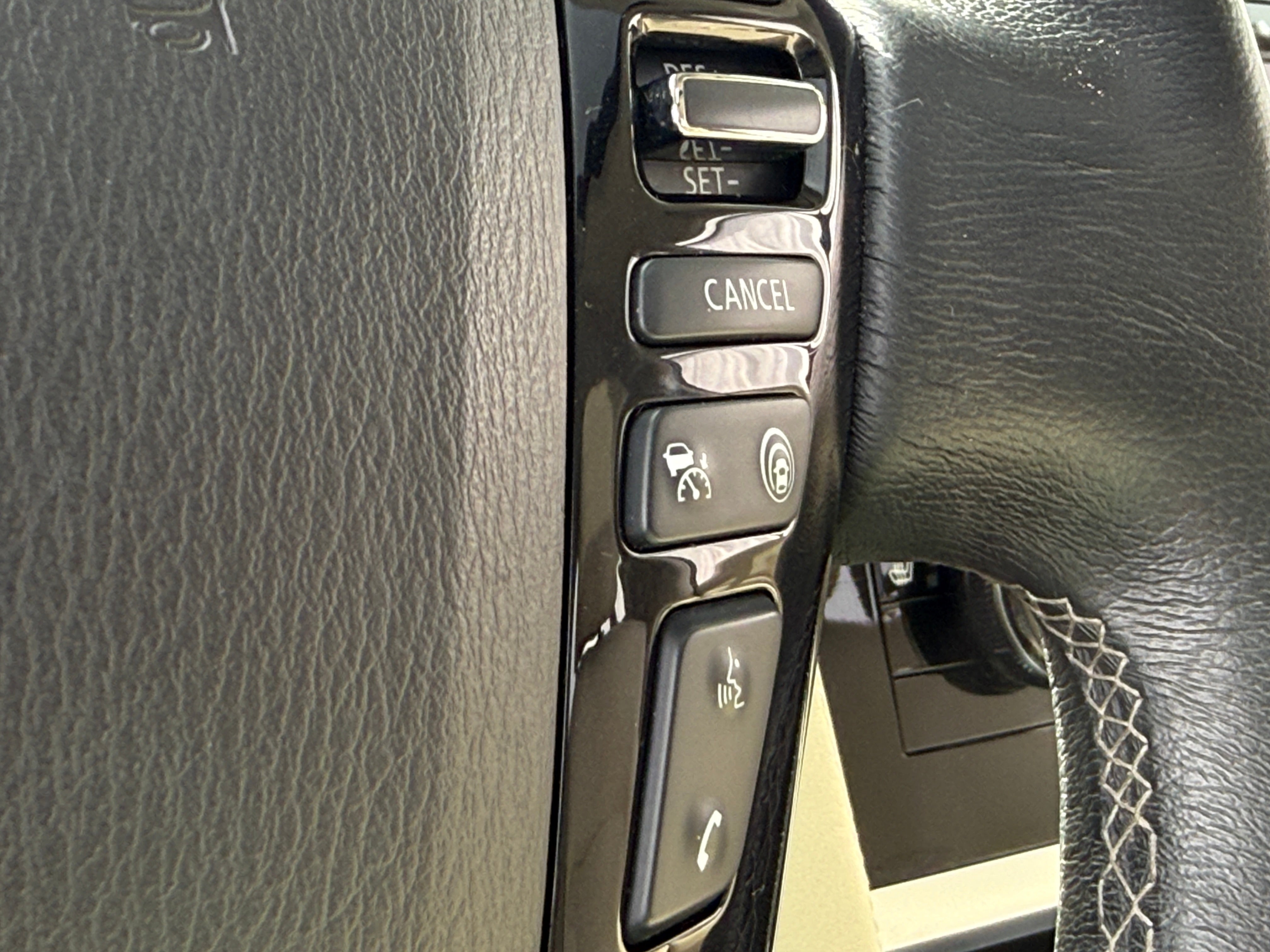 2023 INFINITI QX80 Luxe - Photo 18