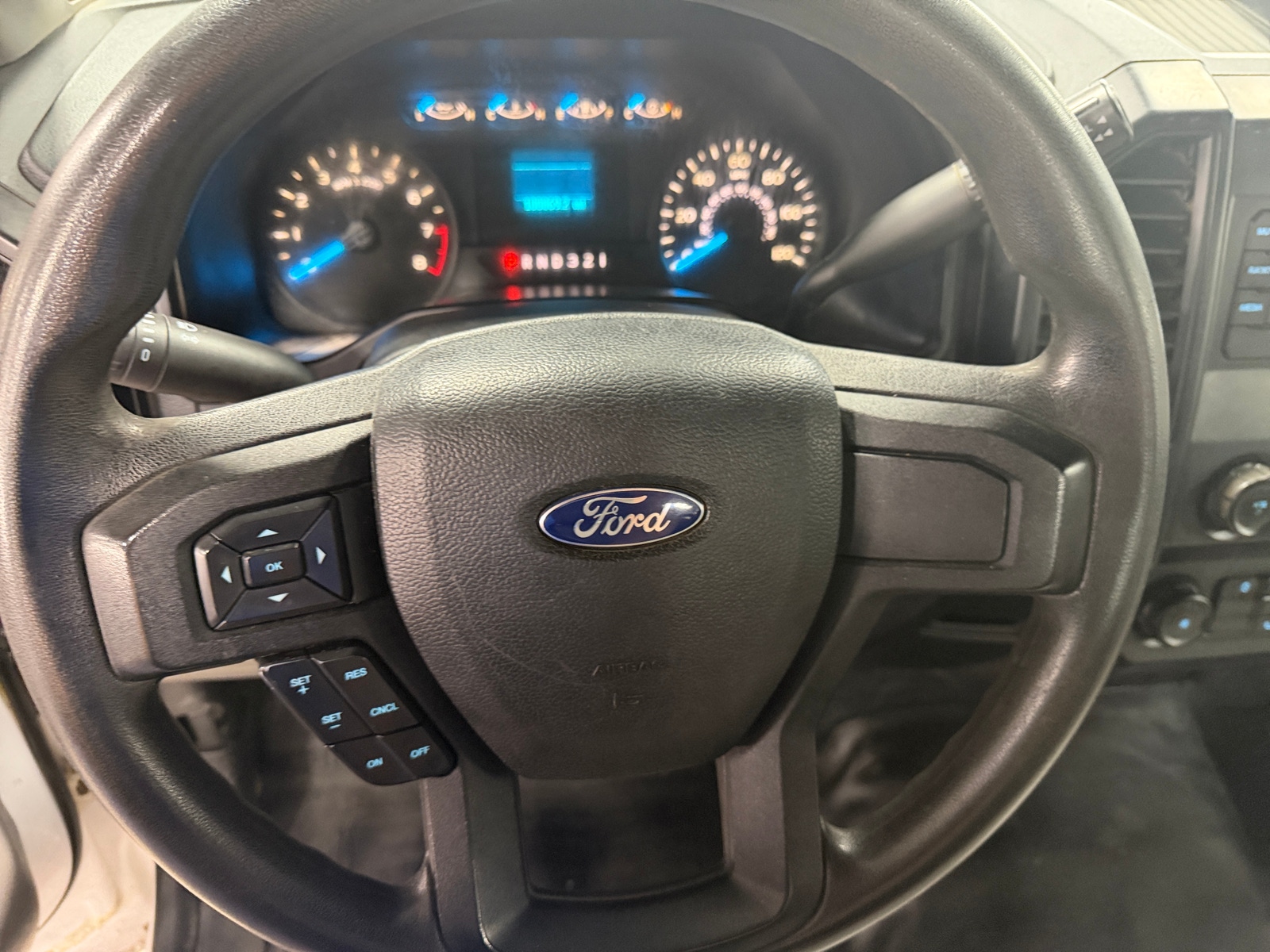 Thumbnail: 2016 Ford Econoline - 5
