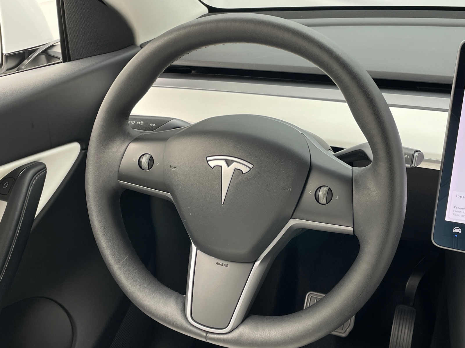 Thumbnail: 2021 Tesla Model Y - 4