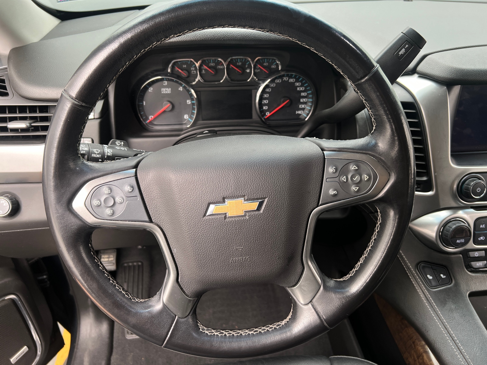 Thumbnail: 2019 Chevrolet Tahoe - 4