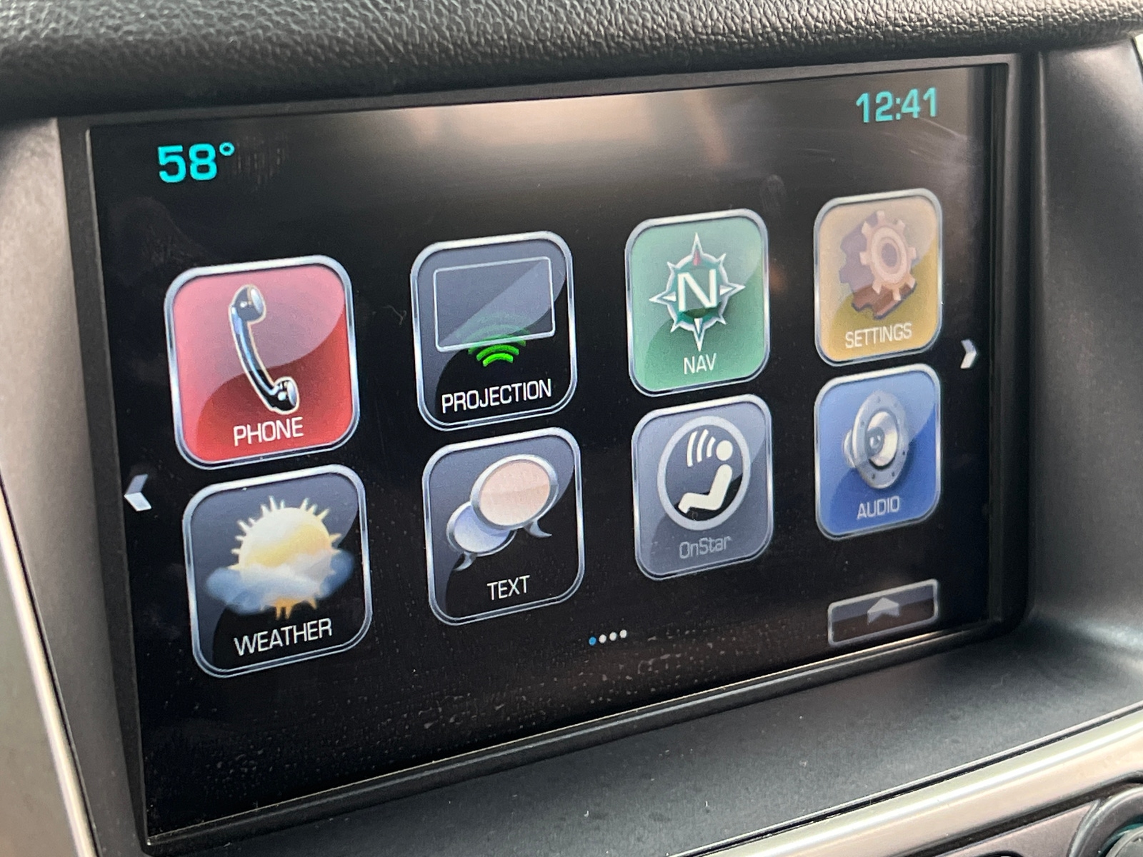 Thumbnail: 2019 Chevrolet Tahoe - 3