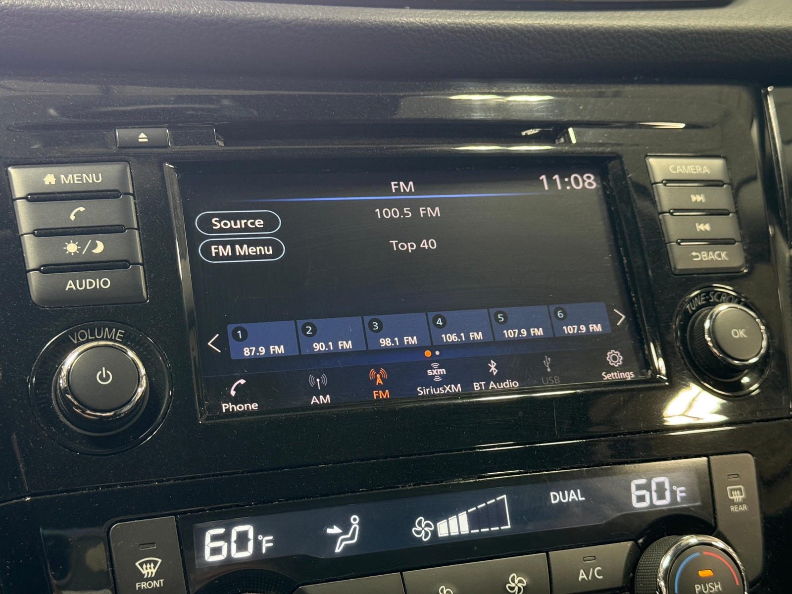 Thumbnail: 2019 Nissan Rogue Sport - 4