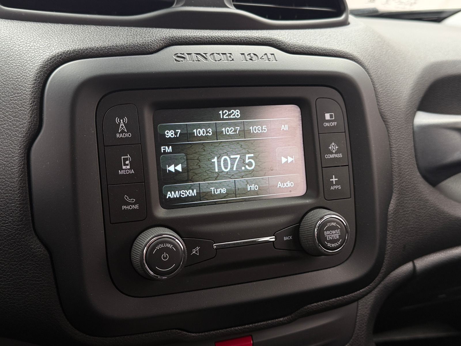 Thumbnail: 2017 Jeep Renegade - 4