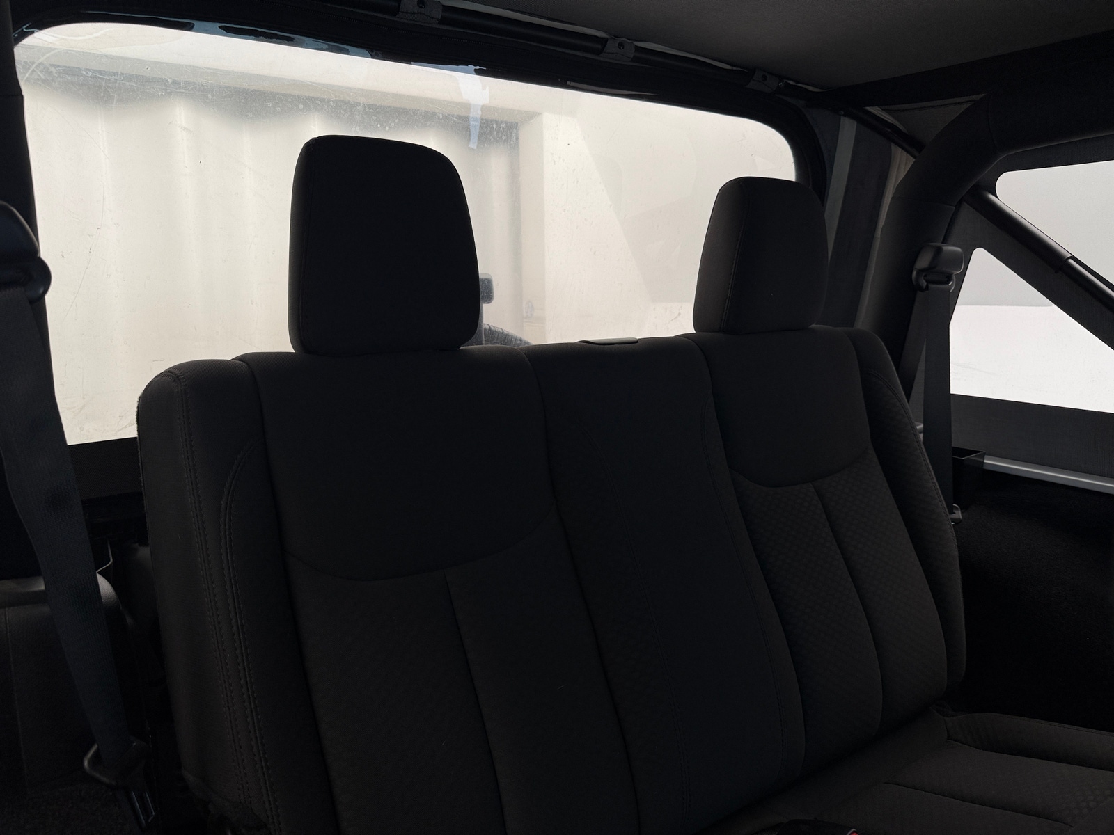 Thumbnail: 2016 Jeep Wrangler - 6