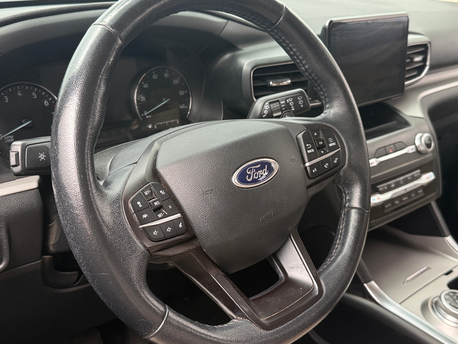 Thumbnail: 2020 Ford Explorer - 4