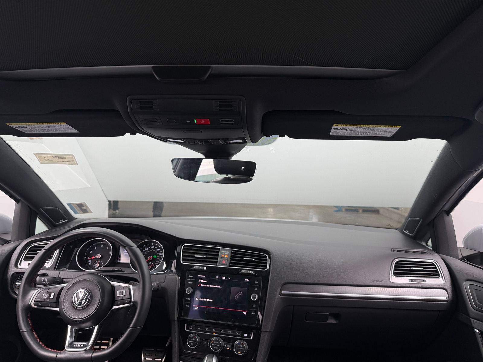Thumbnail: 2020 Volkswagen Golf - 3