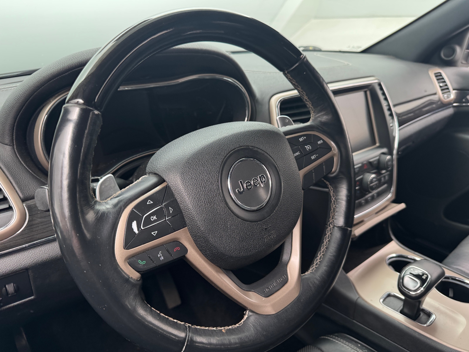 Thumbnail: 2015 Jeep Grand Cherokee - 4