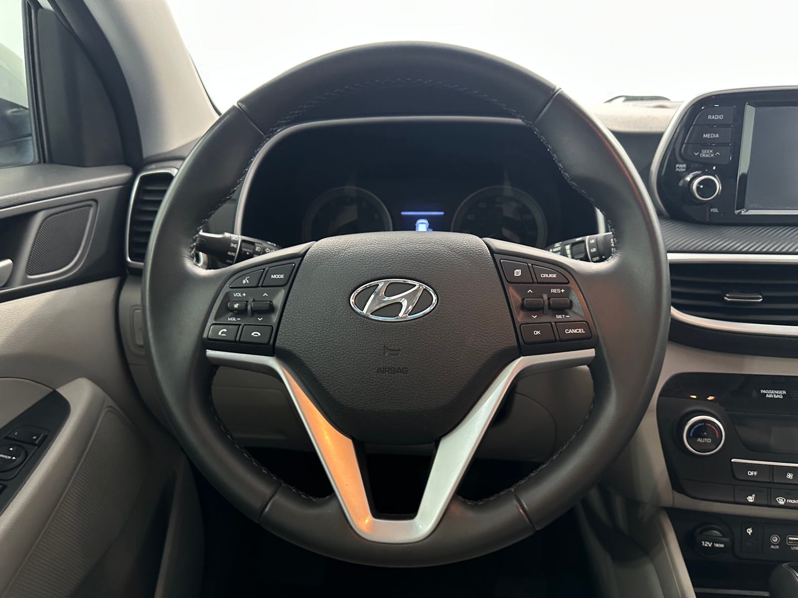 Thumbnail: 2020 Hyundai Tucson - 5