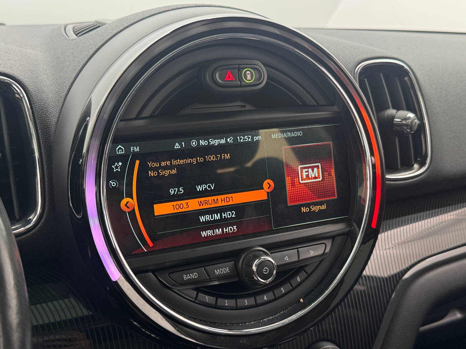 Thumbnail: 2019 MINI Cooper Countryman - 3