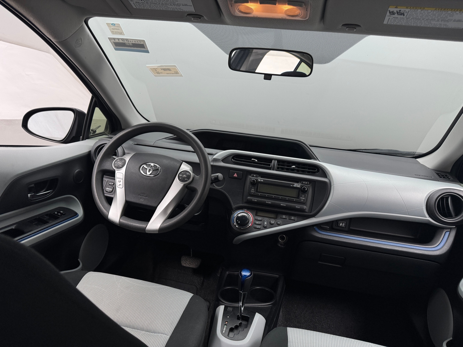 Thumbnail: 2012 Toyota Prius c - 3