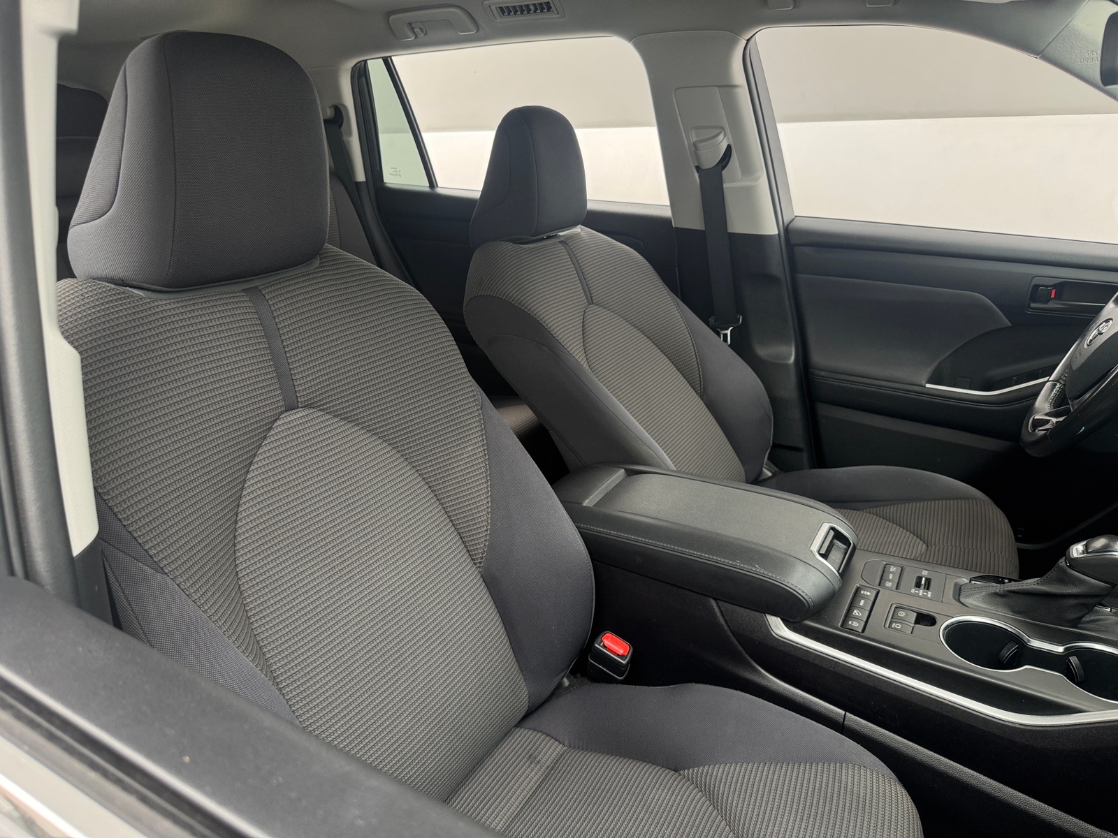 Thumbnail: 2021 Toyota Highlander - 2