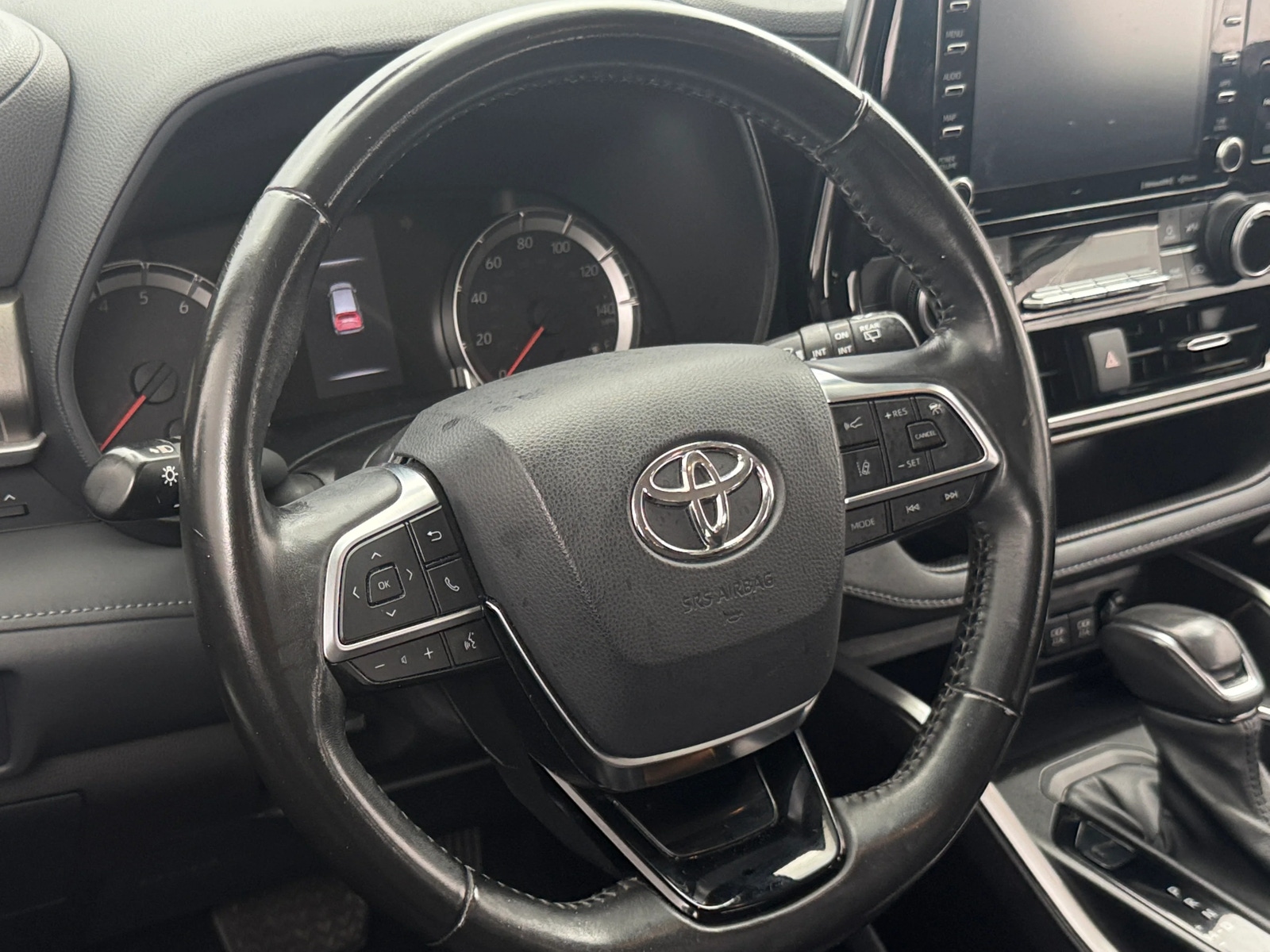Thumbnail: 2021 Toyota Highlander - 5