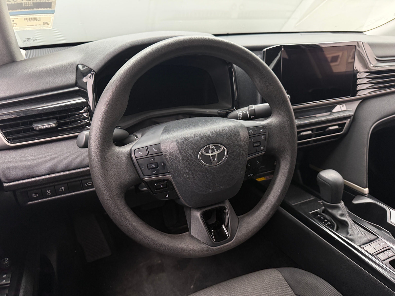 Thumbnail: 2025 Toyota Camry - 5