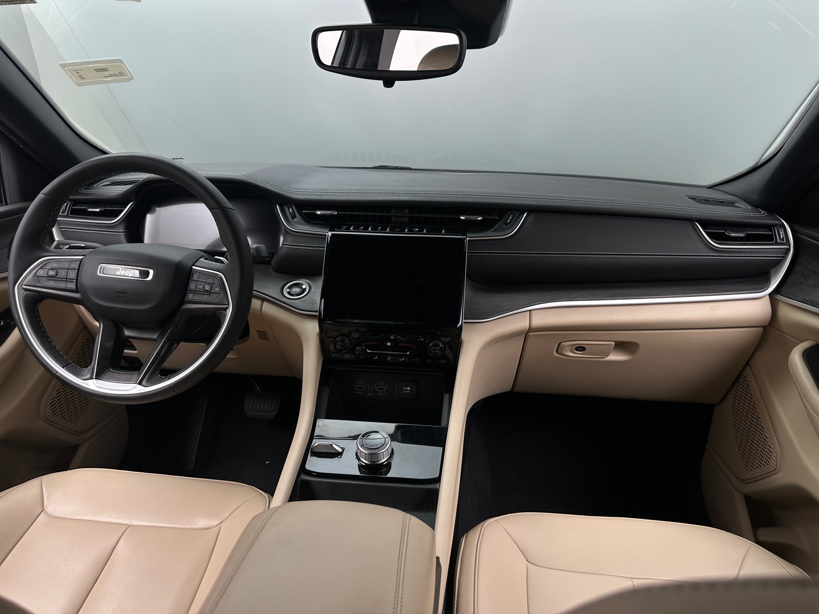 Thumbnail: 2023 Jeep Grand Cherokee - 2