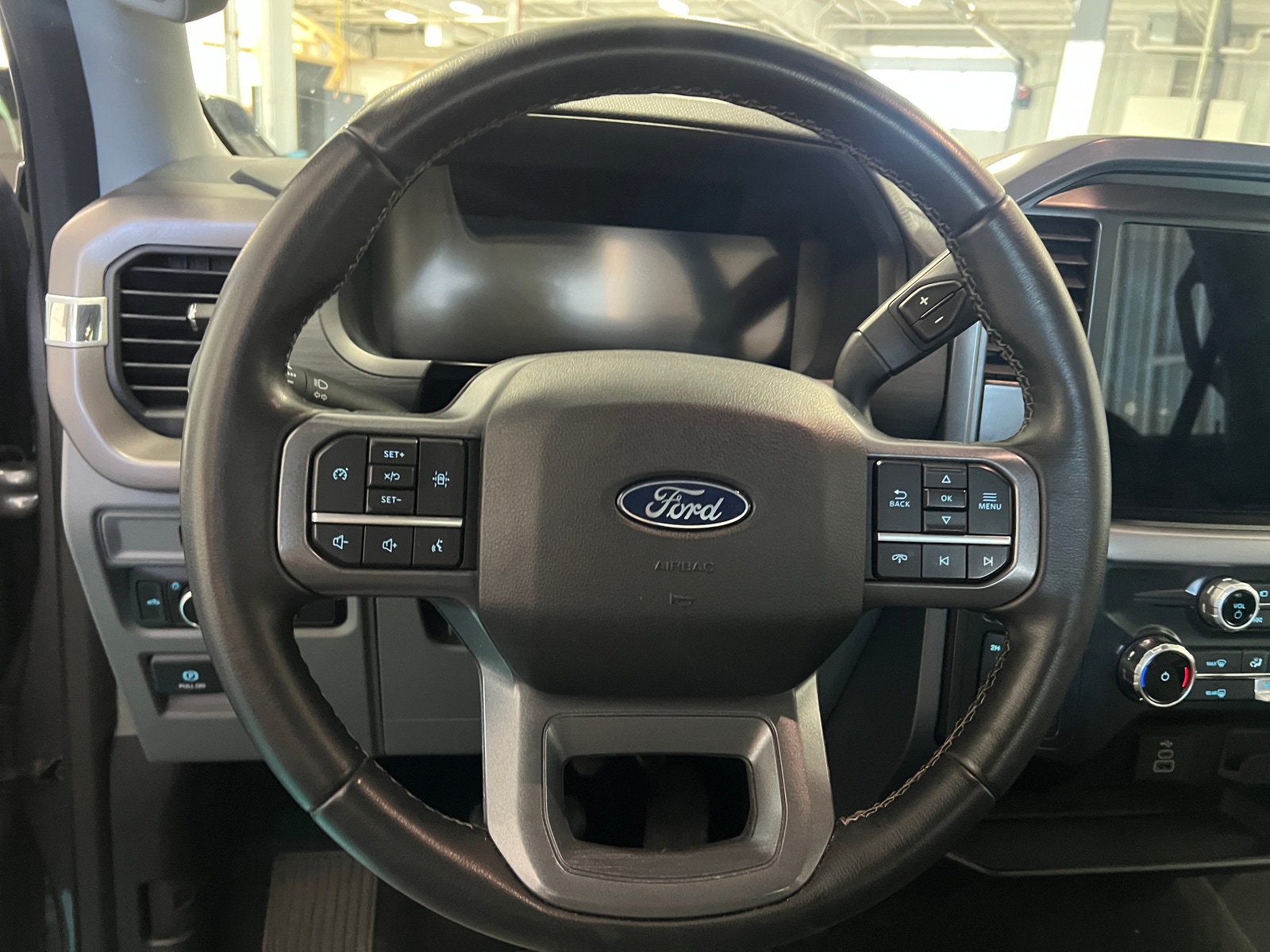Thumbnail: 2025 Ford Econoline - 5