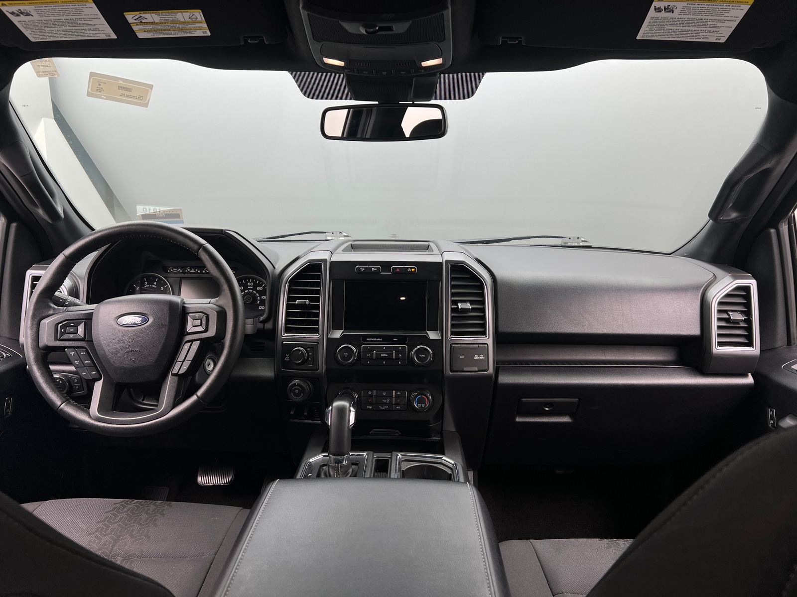 Thumbnail: 2019 Ford Econoline - 3