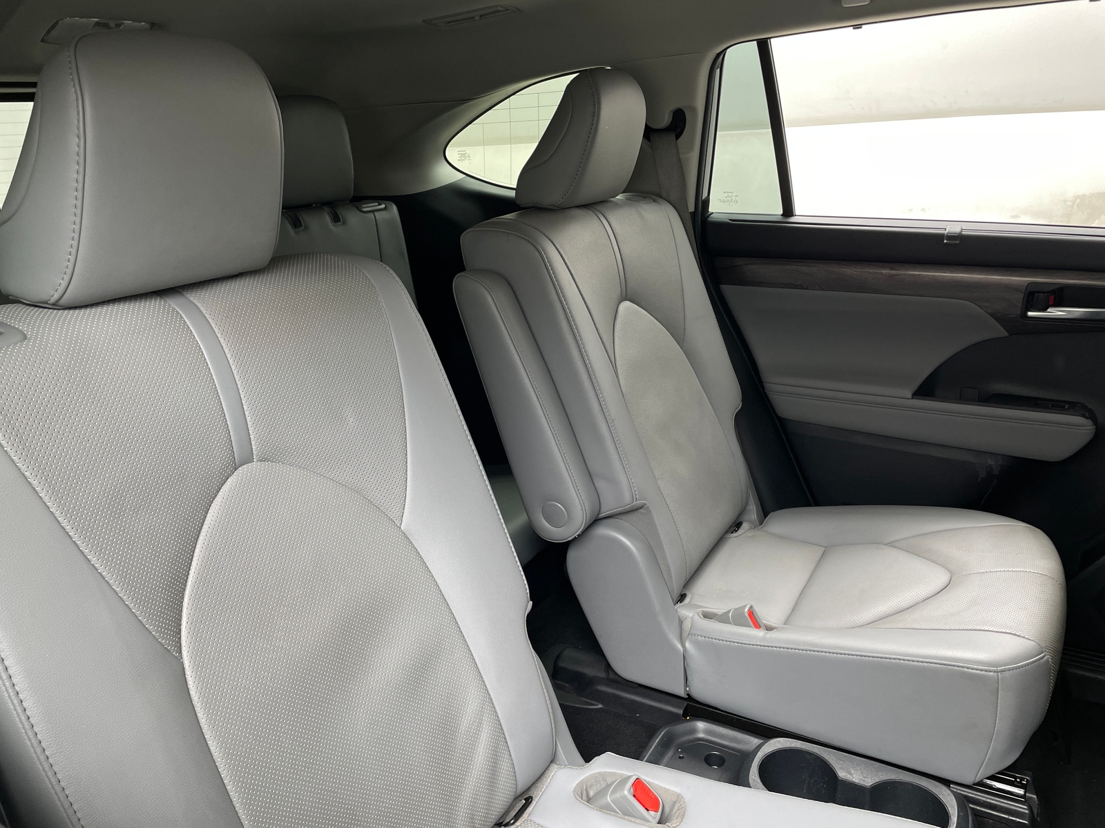 Thumbnail: 2021 Toyota Highlander - 5