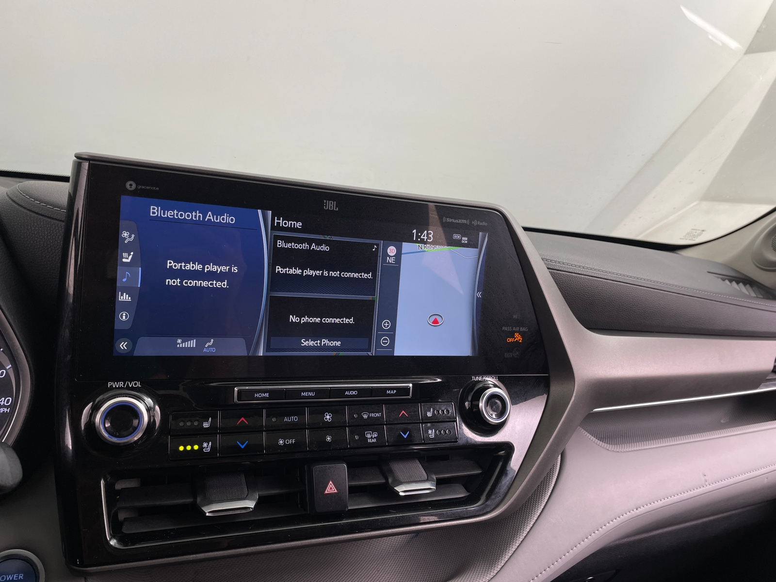 Thumbnail: 2021 Toyota Highlander - 3