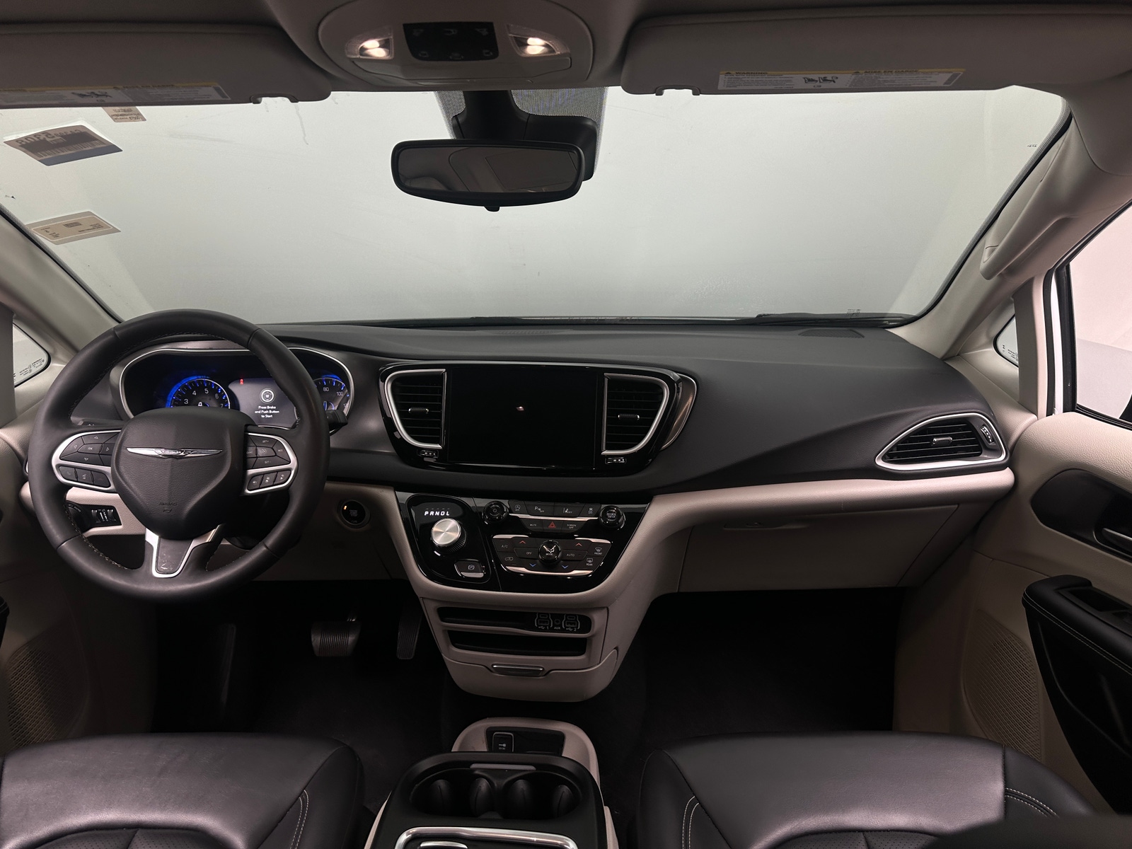 Thumbnail: 2024 Chrysler Pacifica - 2