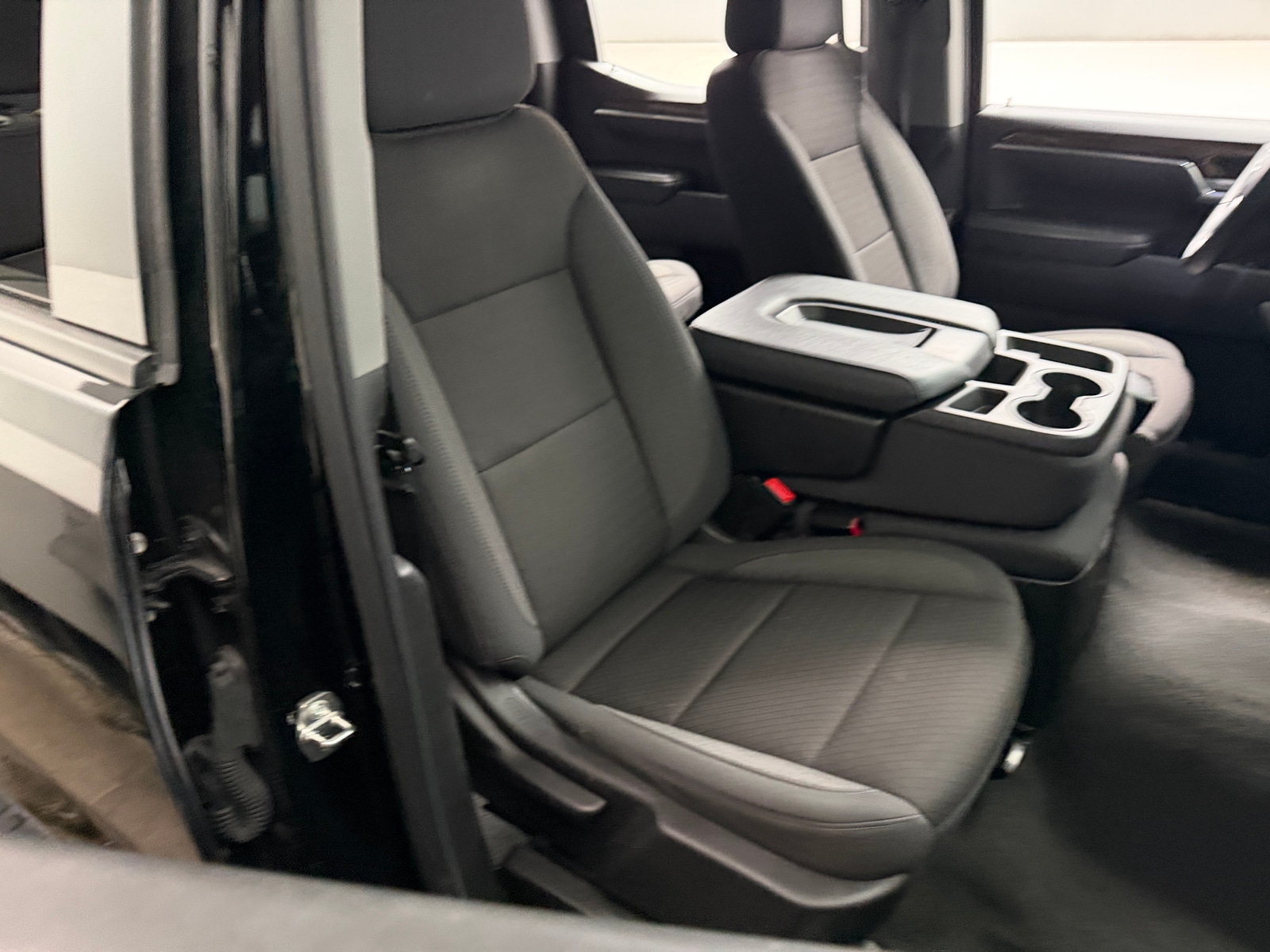 Thumbnail: 2024 GMC Sierra 1500 - 2