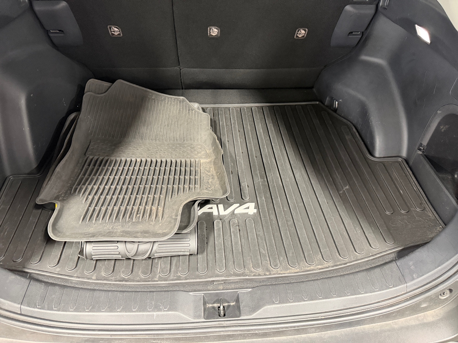 Thumbnail: 2024 Toyota RAV4 - 7