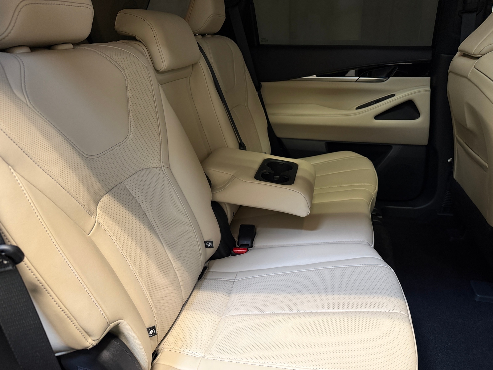 Thumbnail: 2024 INFINITI QX60 - 5