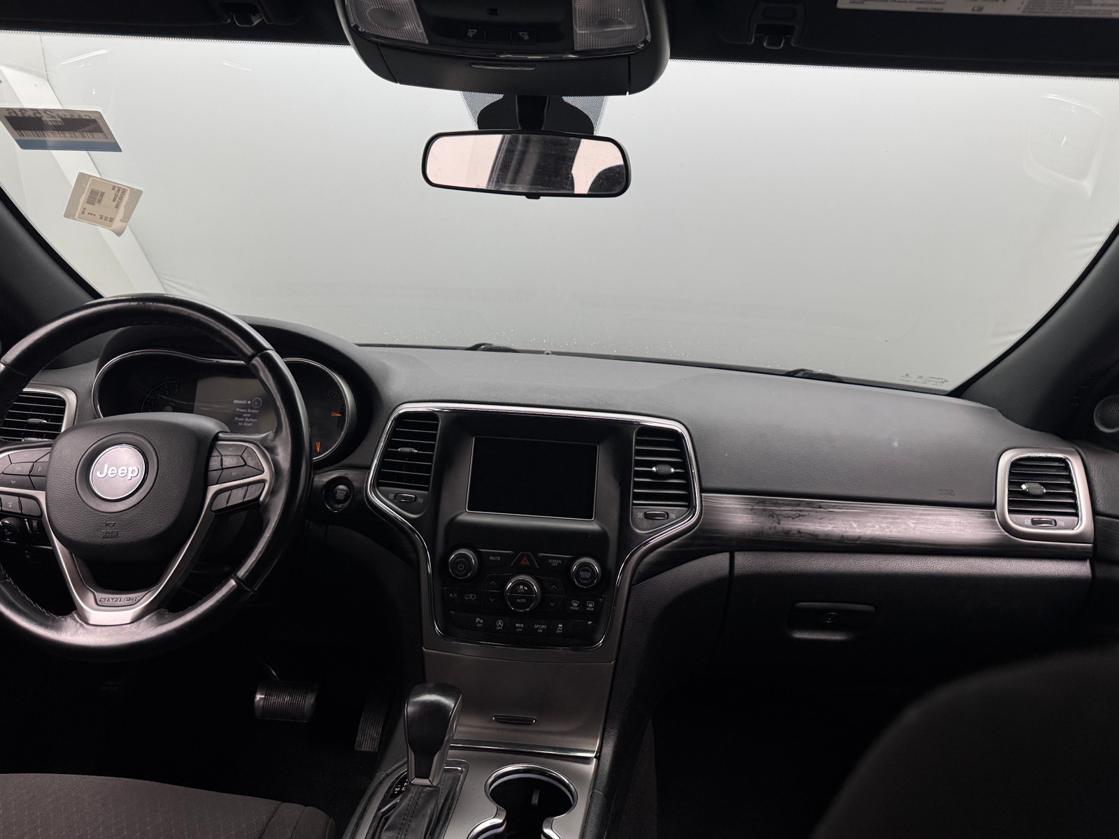 Thumbnail: 2020 Jeep Grand Cherokee - 3