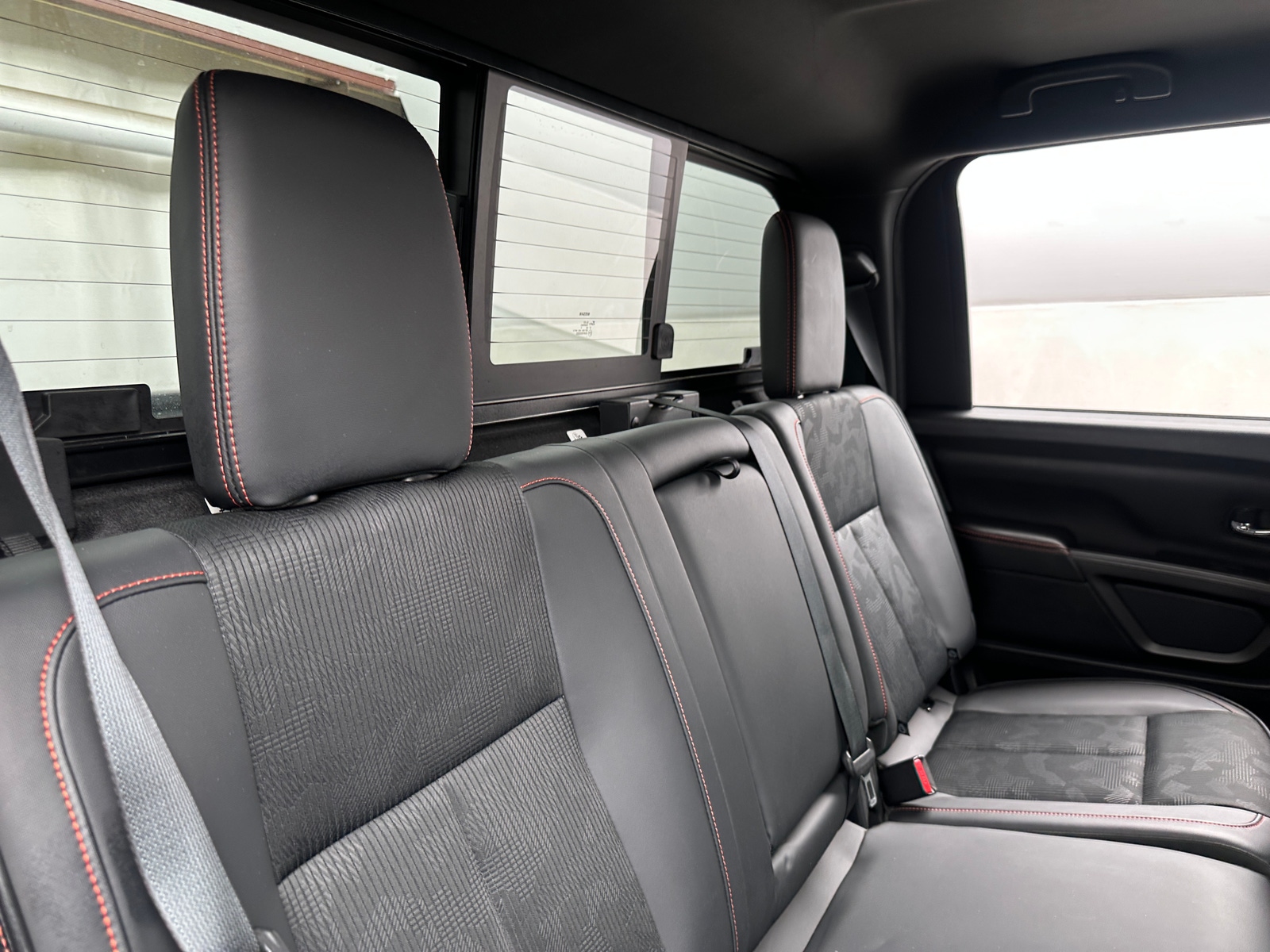 Thumbnail: 2020 Nissan Titan - 6