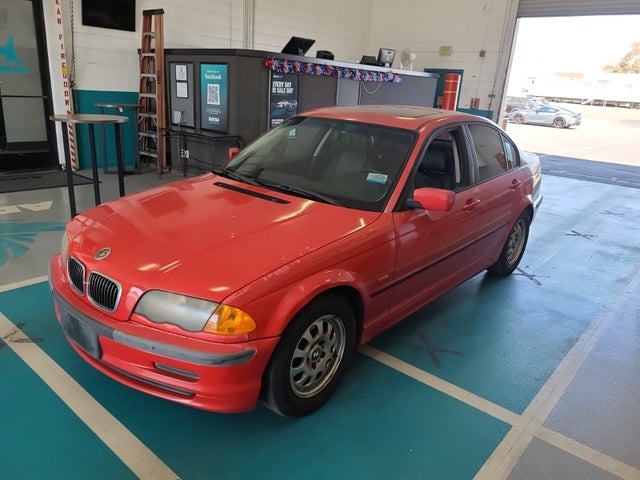 2000 BMW 323i