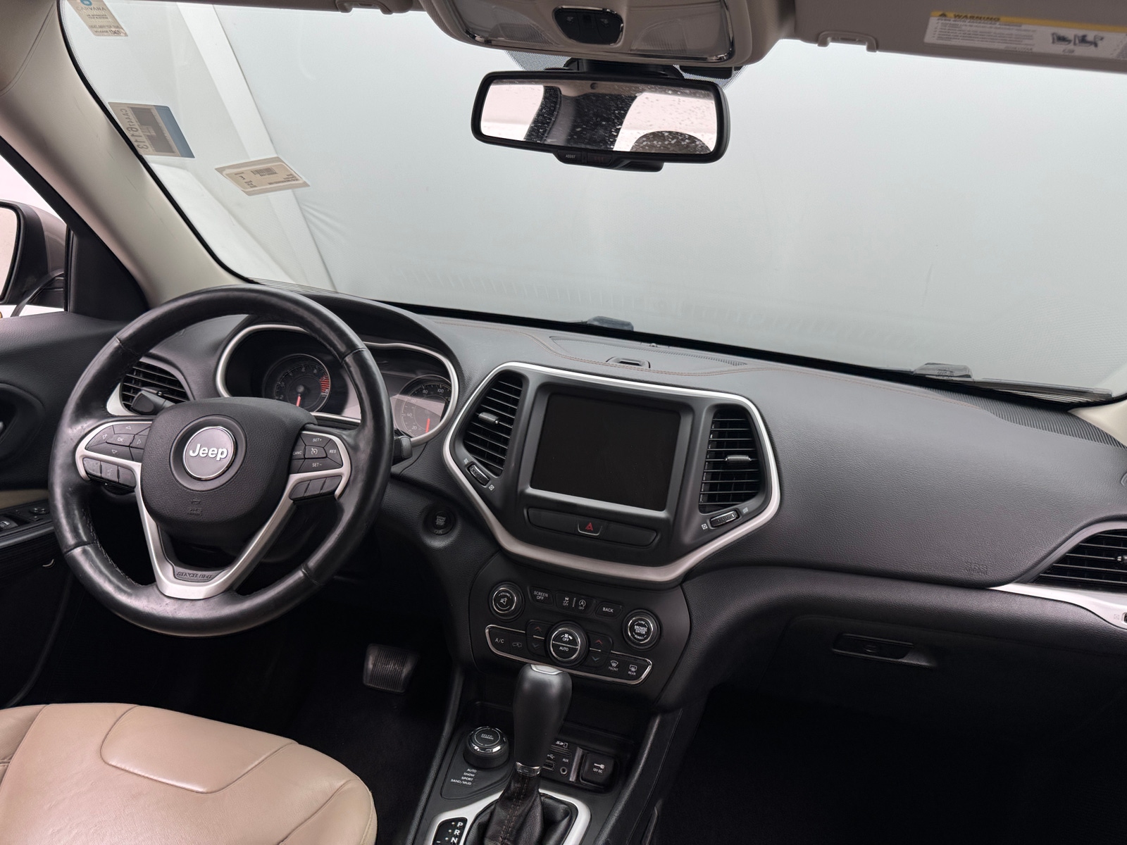 Thumbnail: 2016 Jeep Cherokee - 2