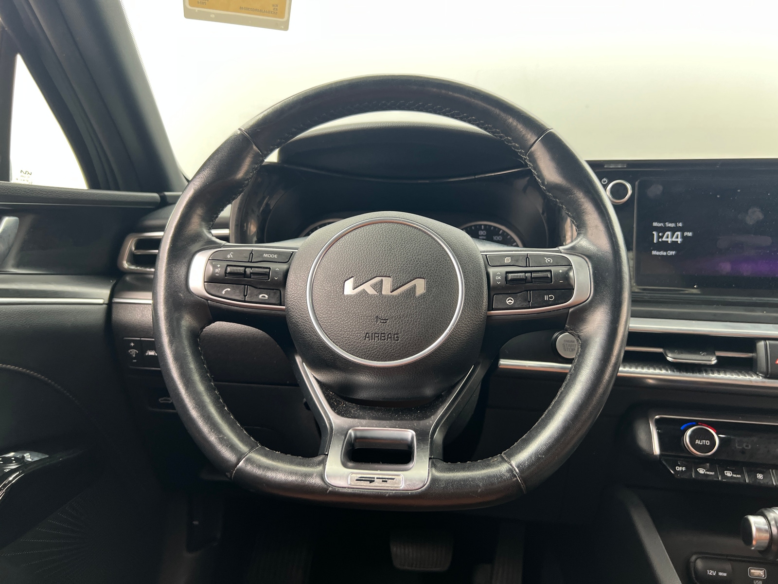 Thumbnail: 2024 Kia K5 - 4
