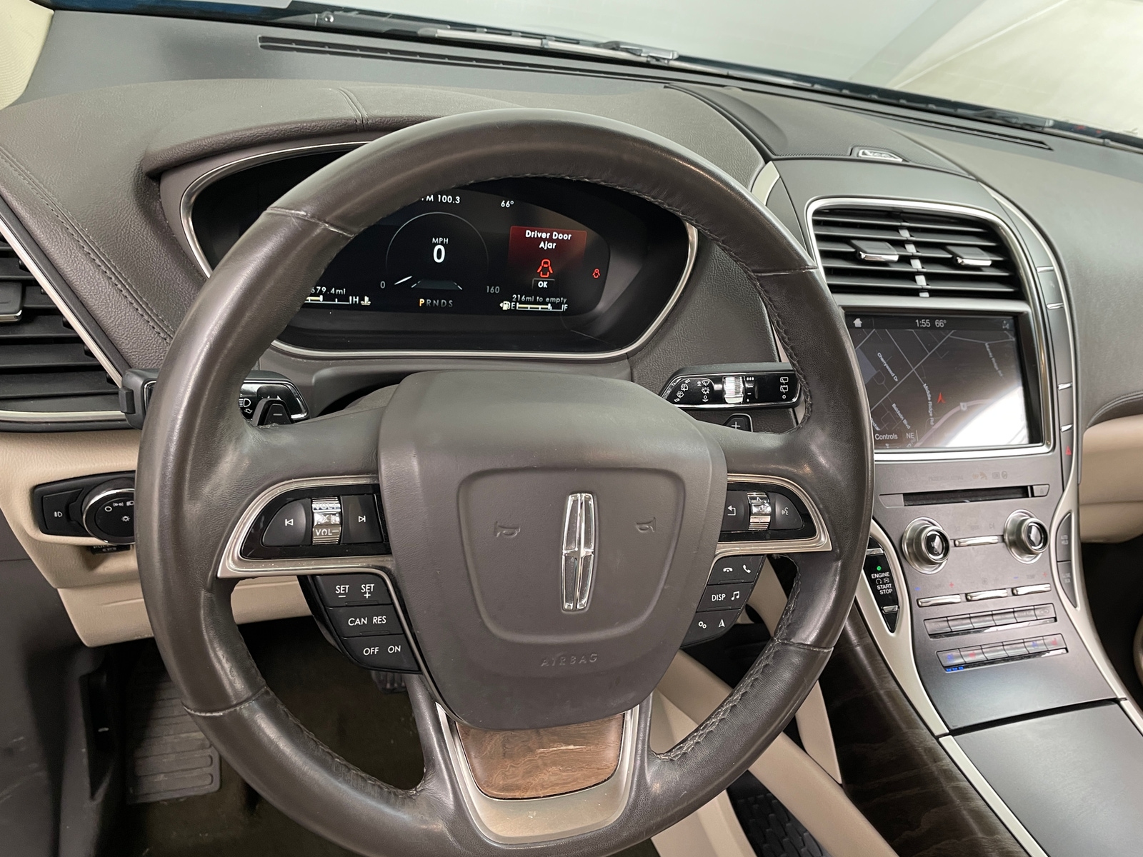 Thumbnail: 2019 Lincoln Nautilus - 4