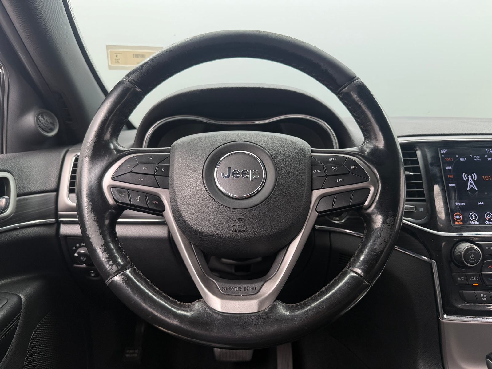 Thumbnail: 2019 Jeep Grand Cherokee - 4