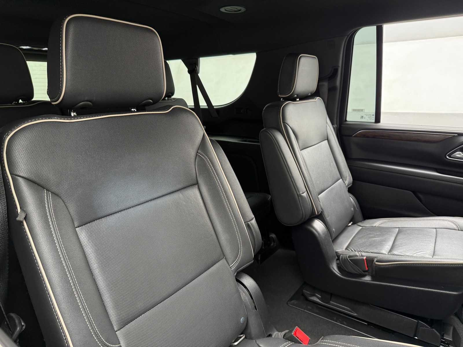 Thumbnail: 2022 Chevrolet Suburban - 5