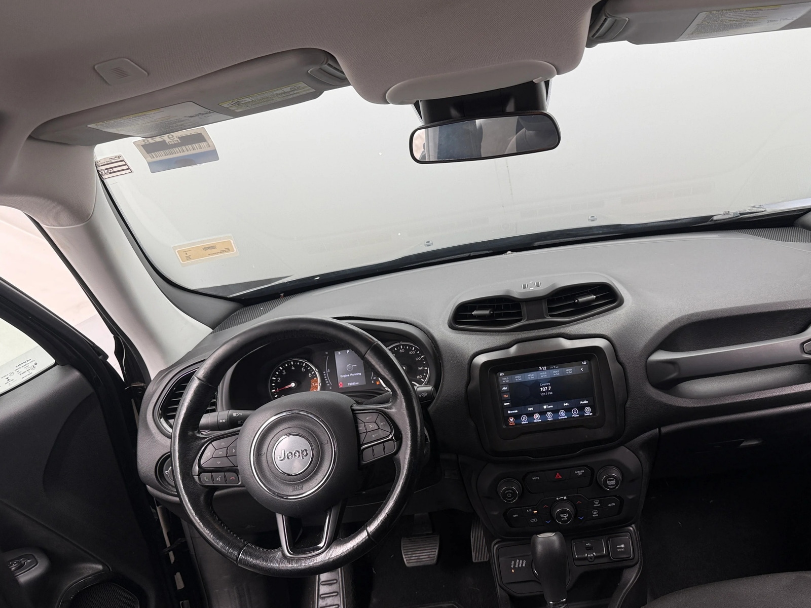 Thumbnail: 2019 Jeep Renegade - 3