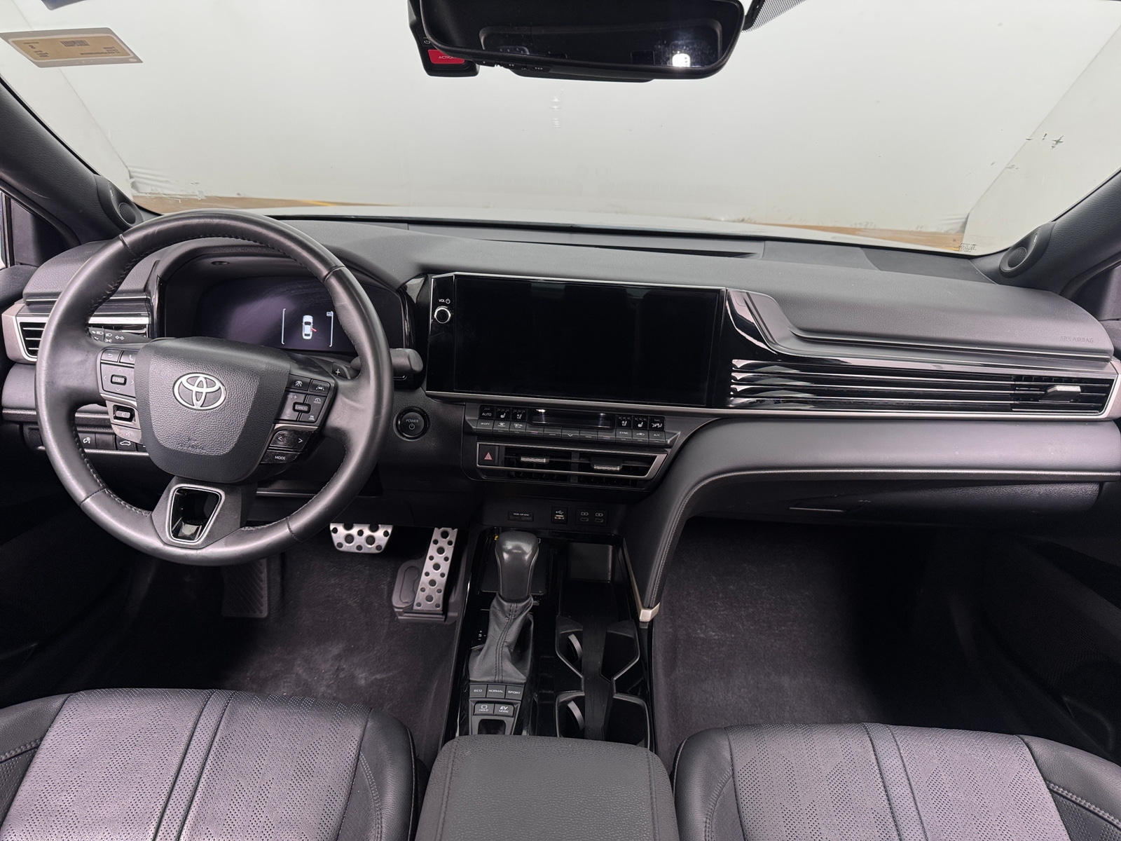 Thumbnail: 2025 Toyota Camry - 3