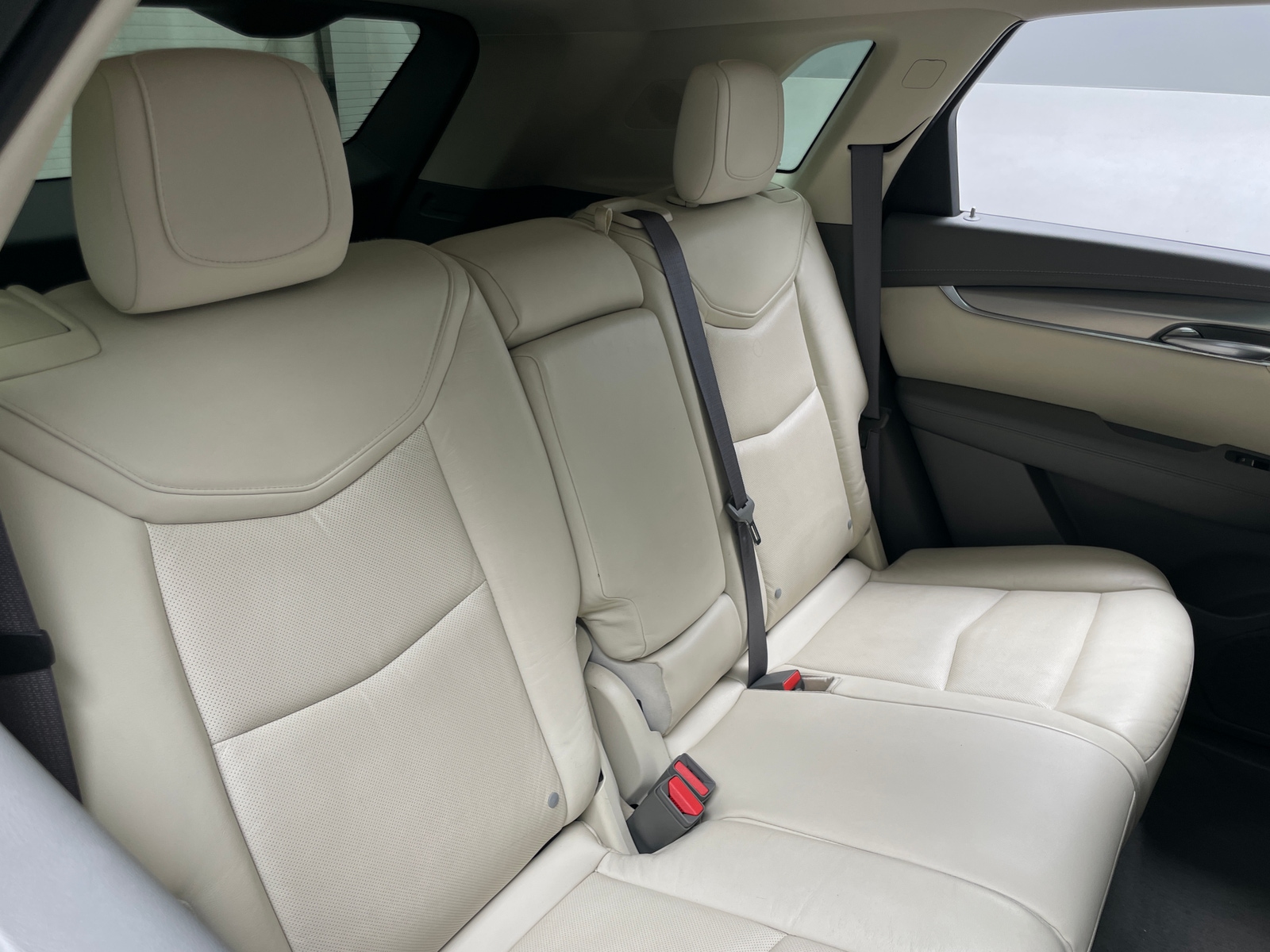 Thumbnail: 2017 Cadillac XT5 - 5