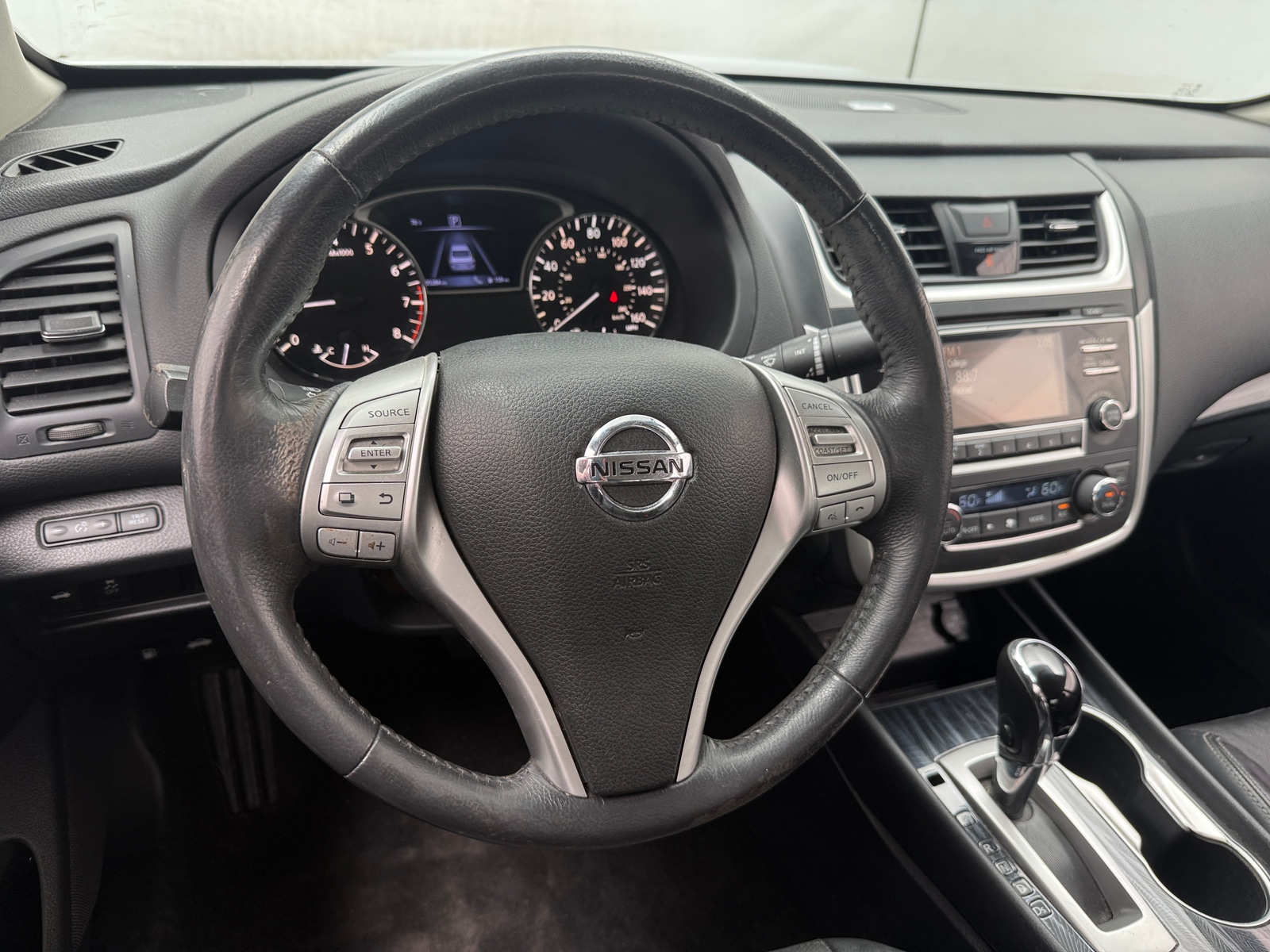 Thumbnail: 2017 Nissan Altima - 4