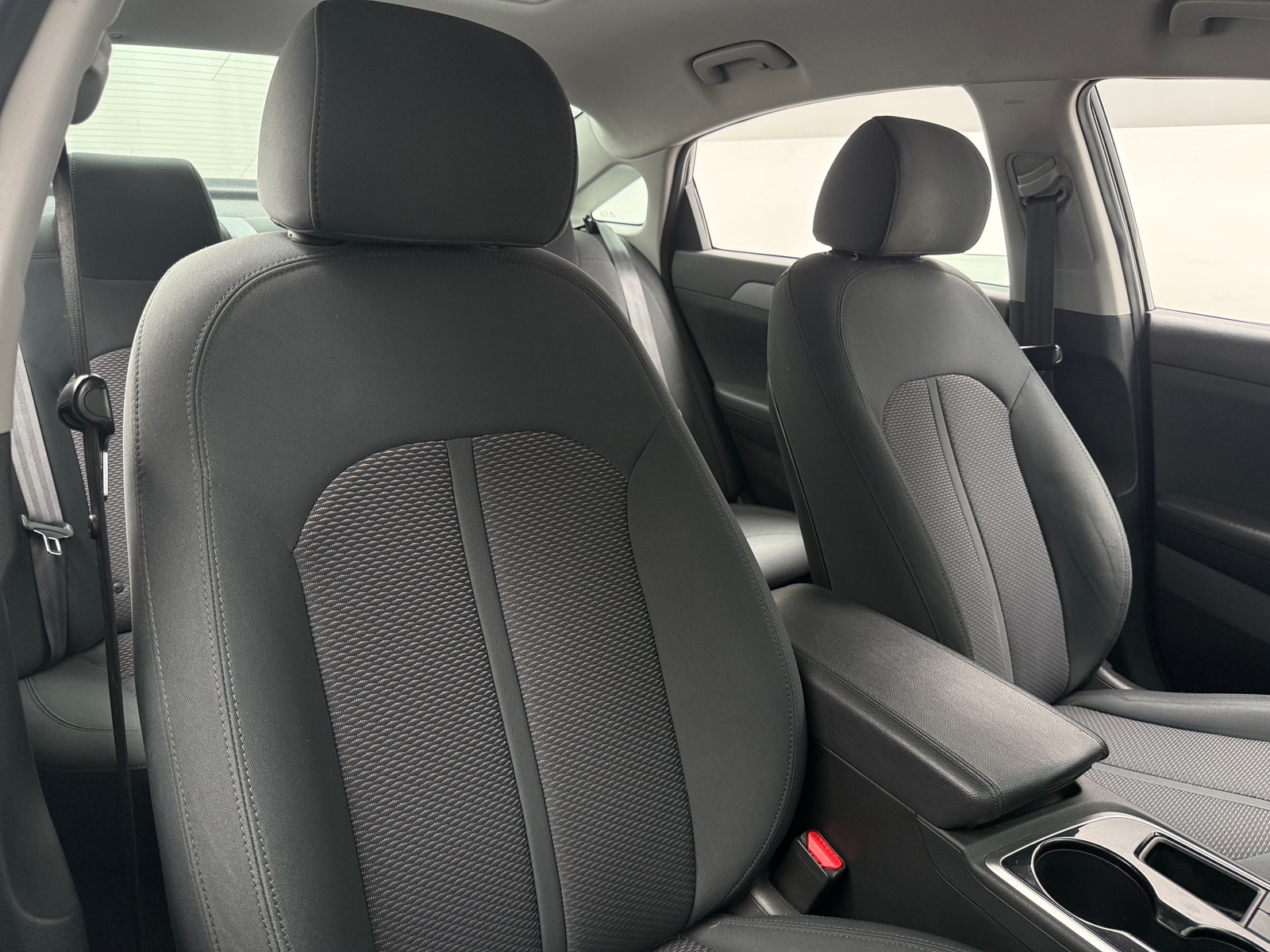Thumbnail: 2019 Hyundai Sonata - 2