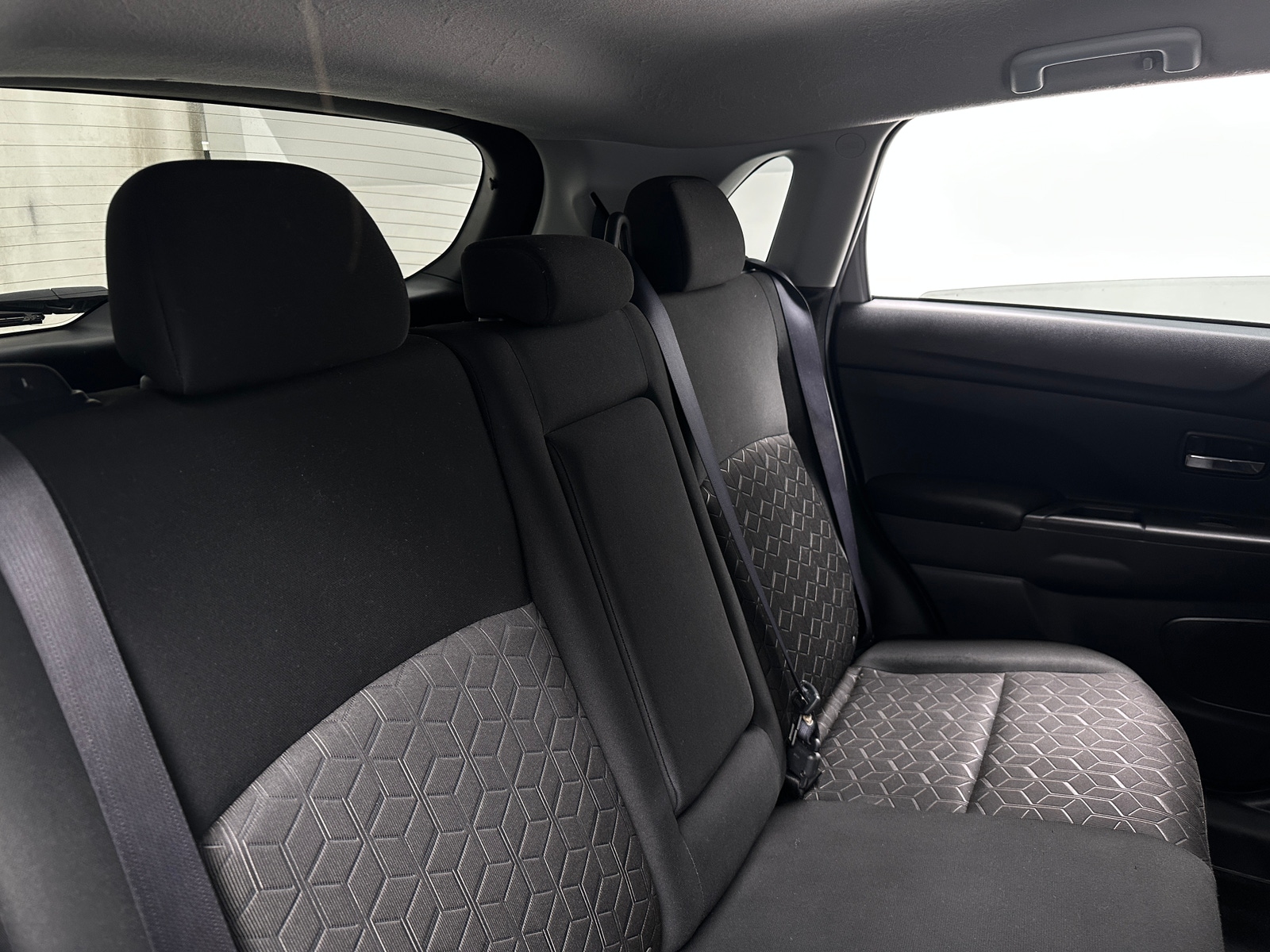 Thumbnail: 2024 Mitsubishi Outlander Sport - 6