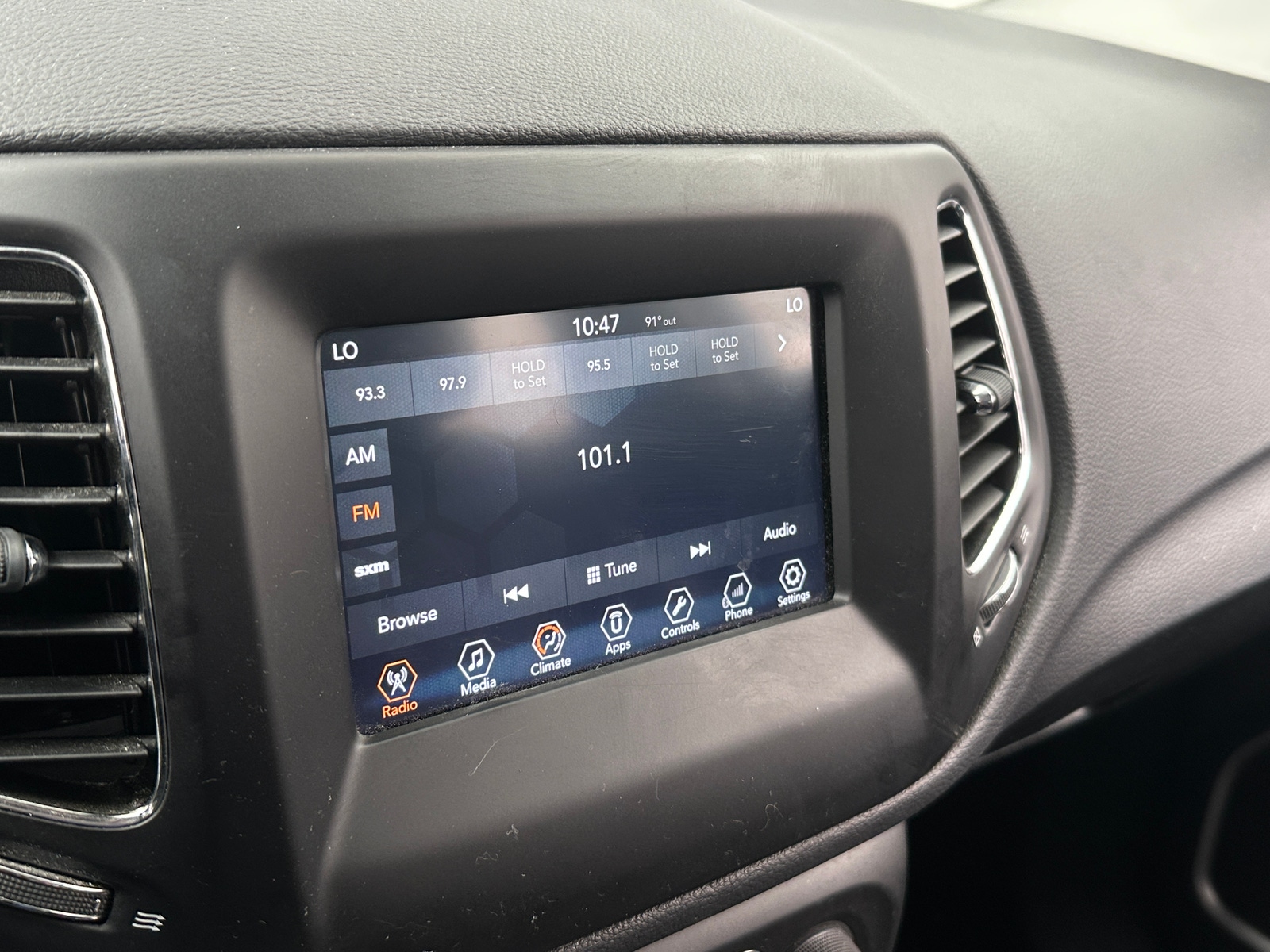 Thumbnail: 2018 Jeep Compass - 4
